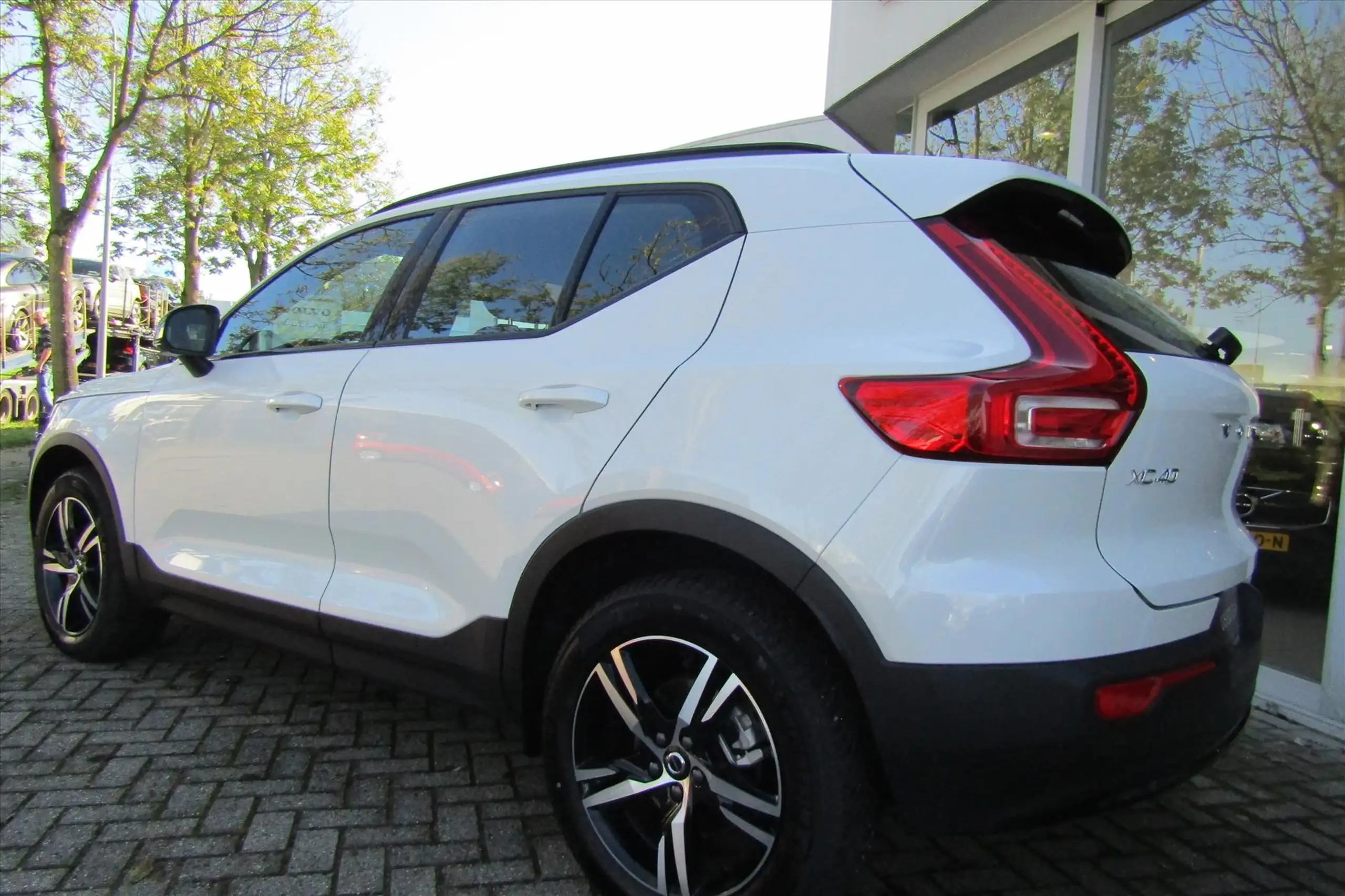 Volvo - XC40