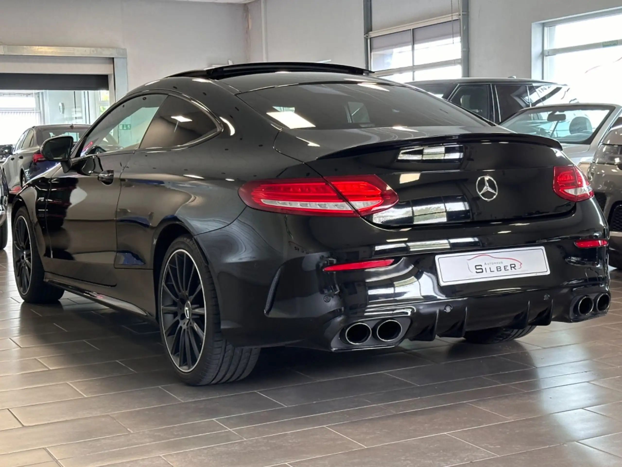 Mercedes-Benz - C 43 AMG