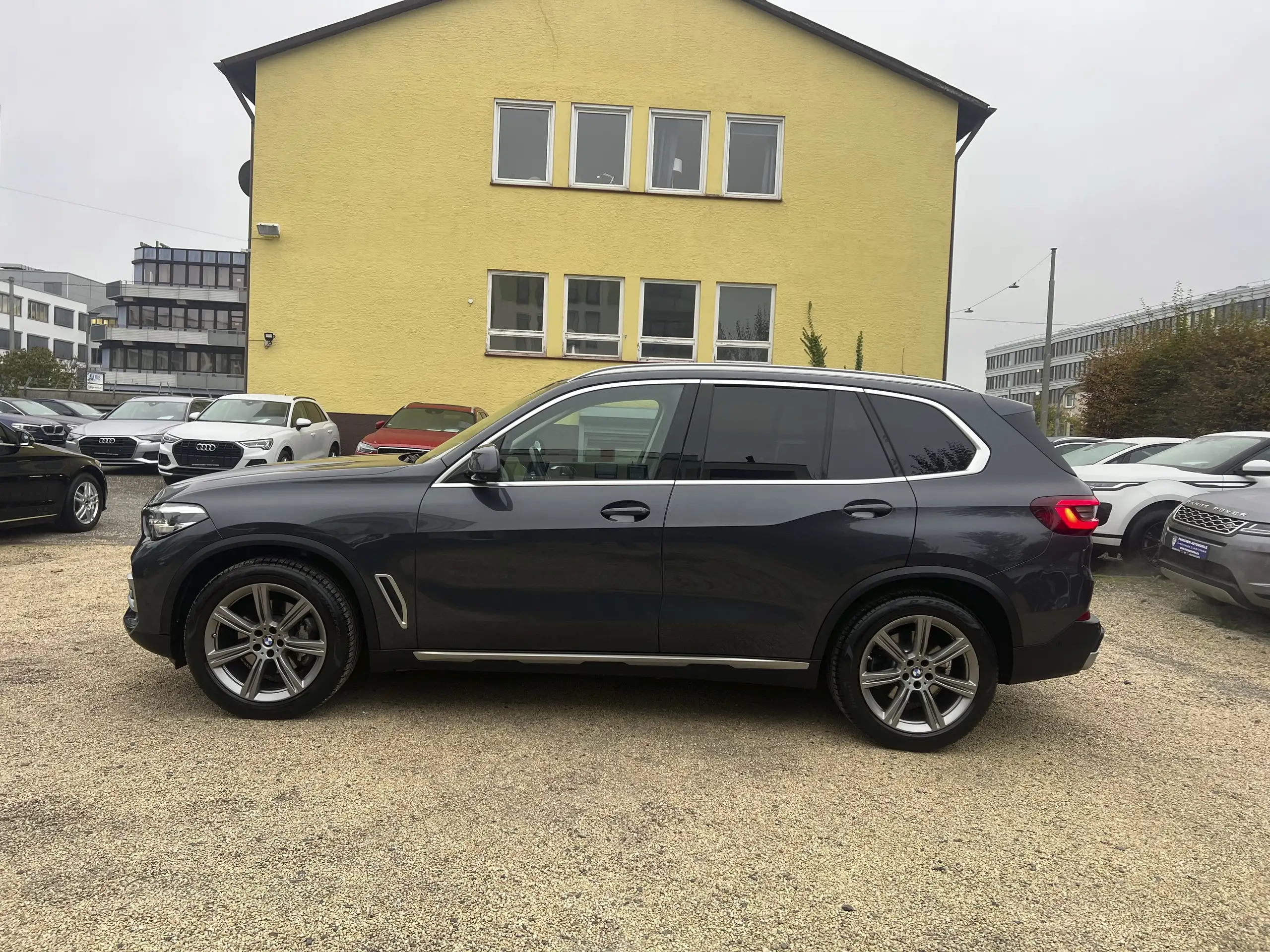 BMW - X5