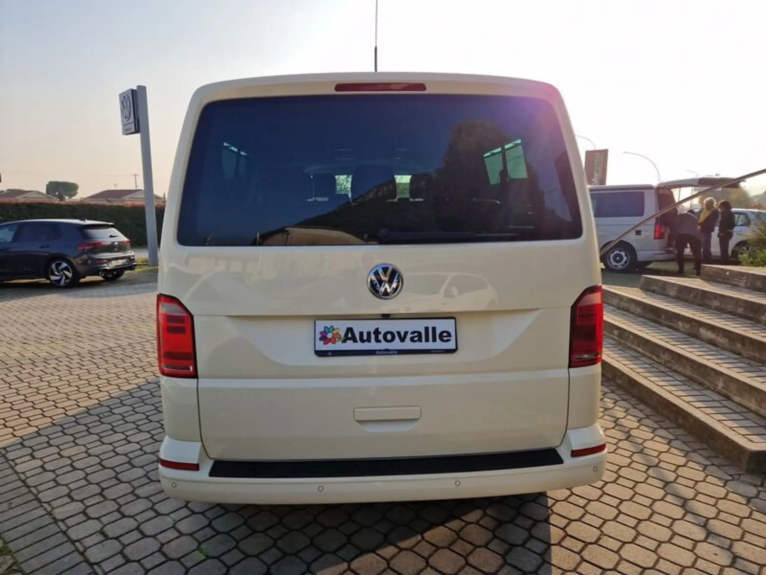 Volkswagen - T6 Caravelle