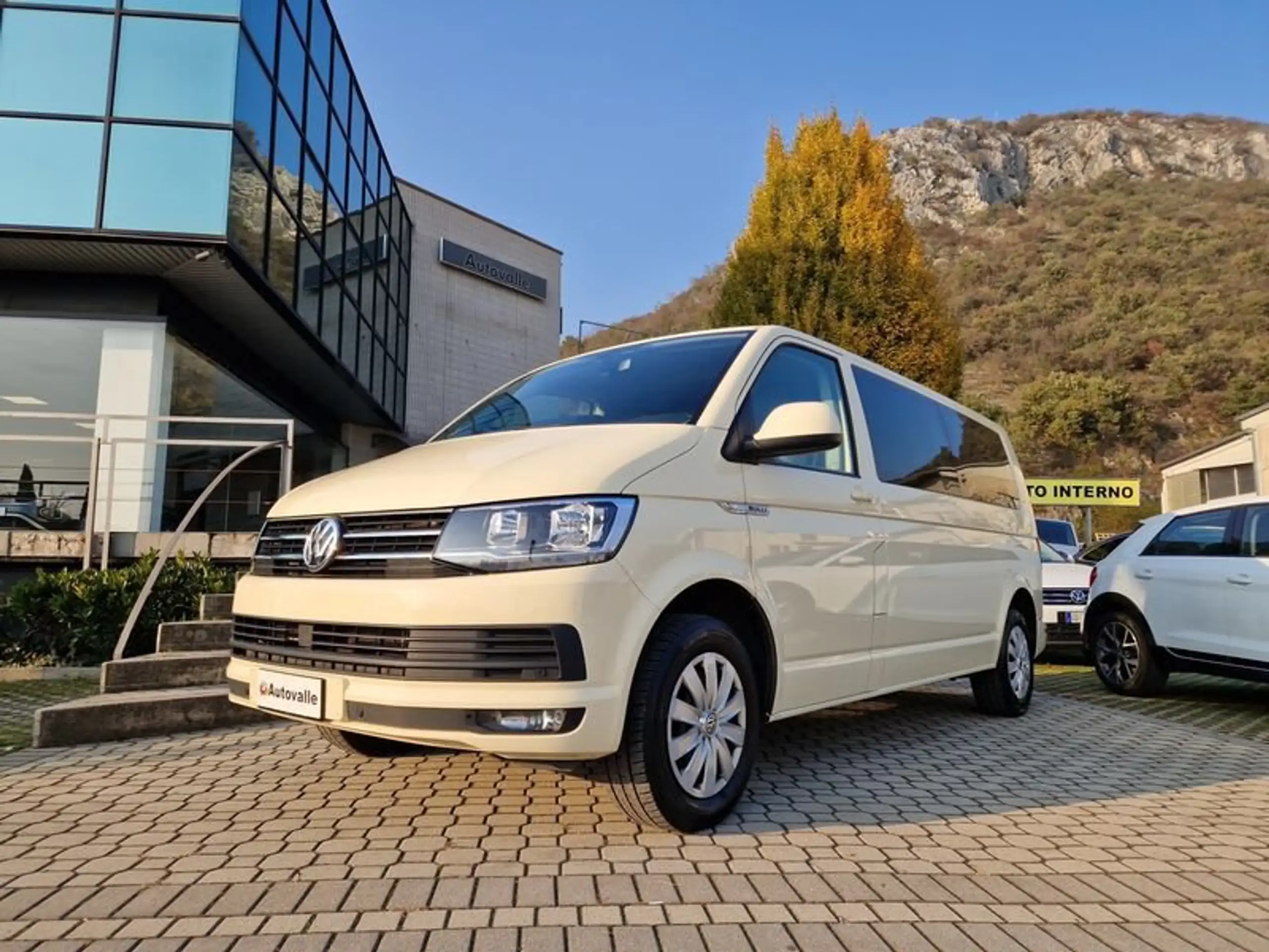 Volkswagen - T6 Caravelle