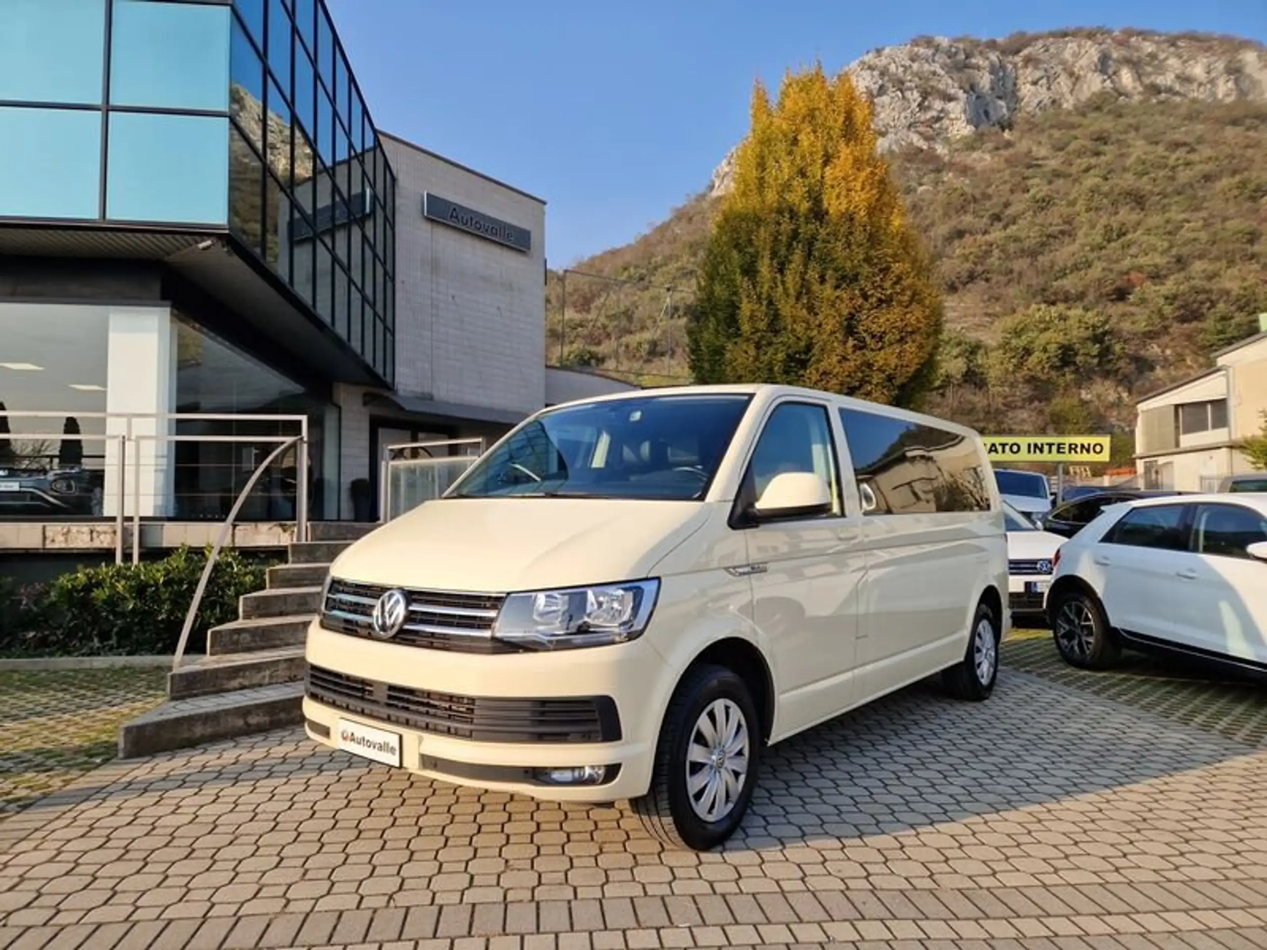 Volkswagen - T6 Caravelle