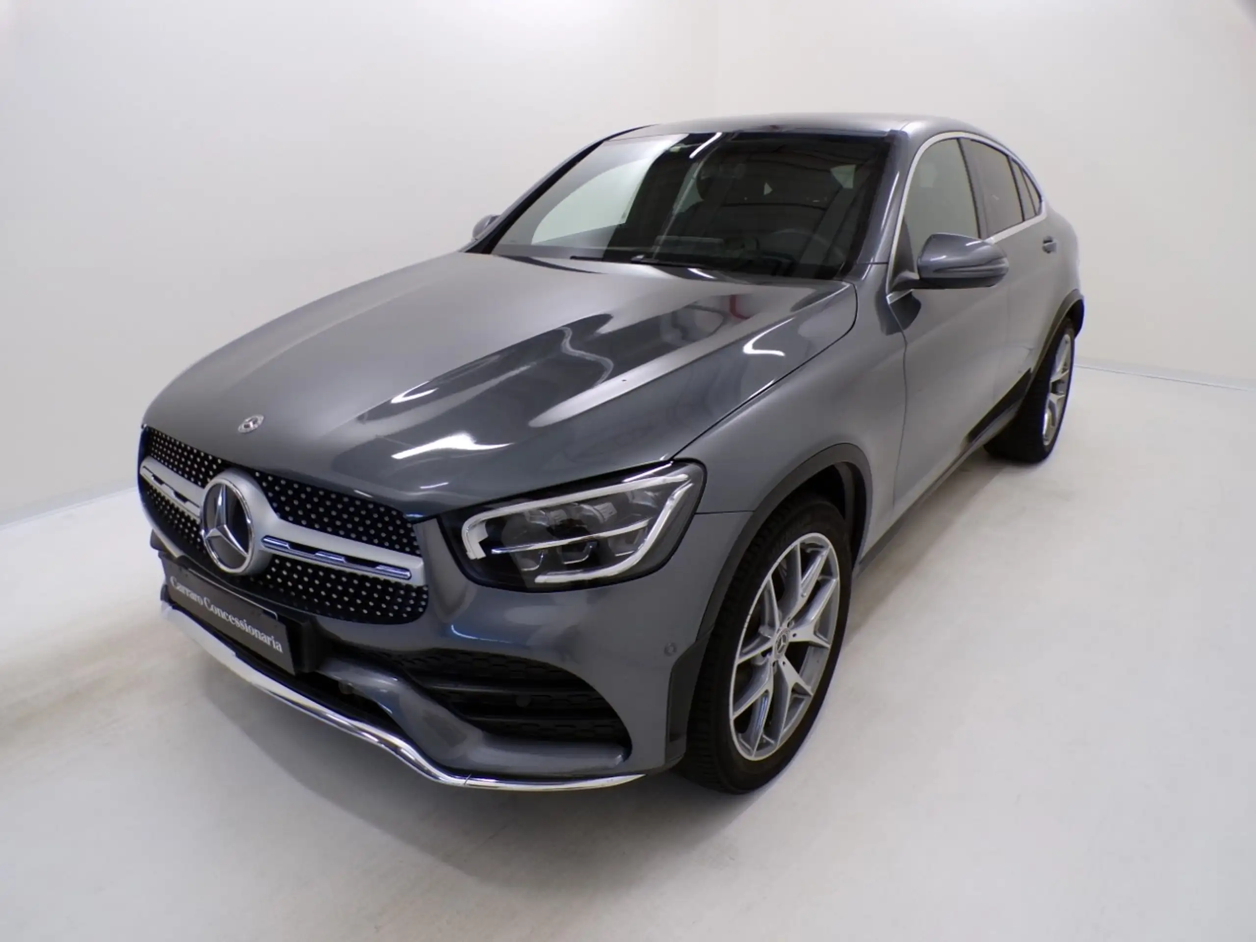 Mercedes-Benz - GLC 220