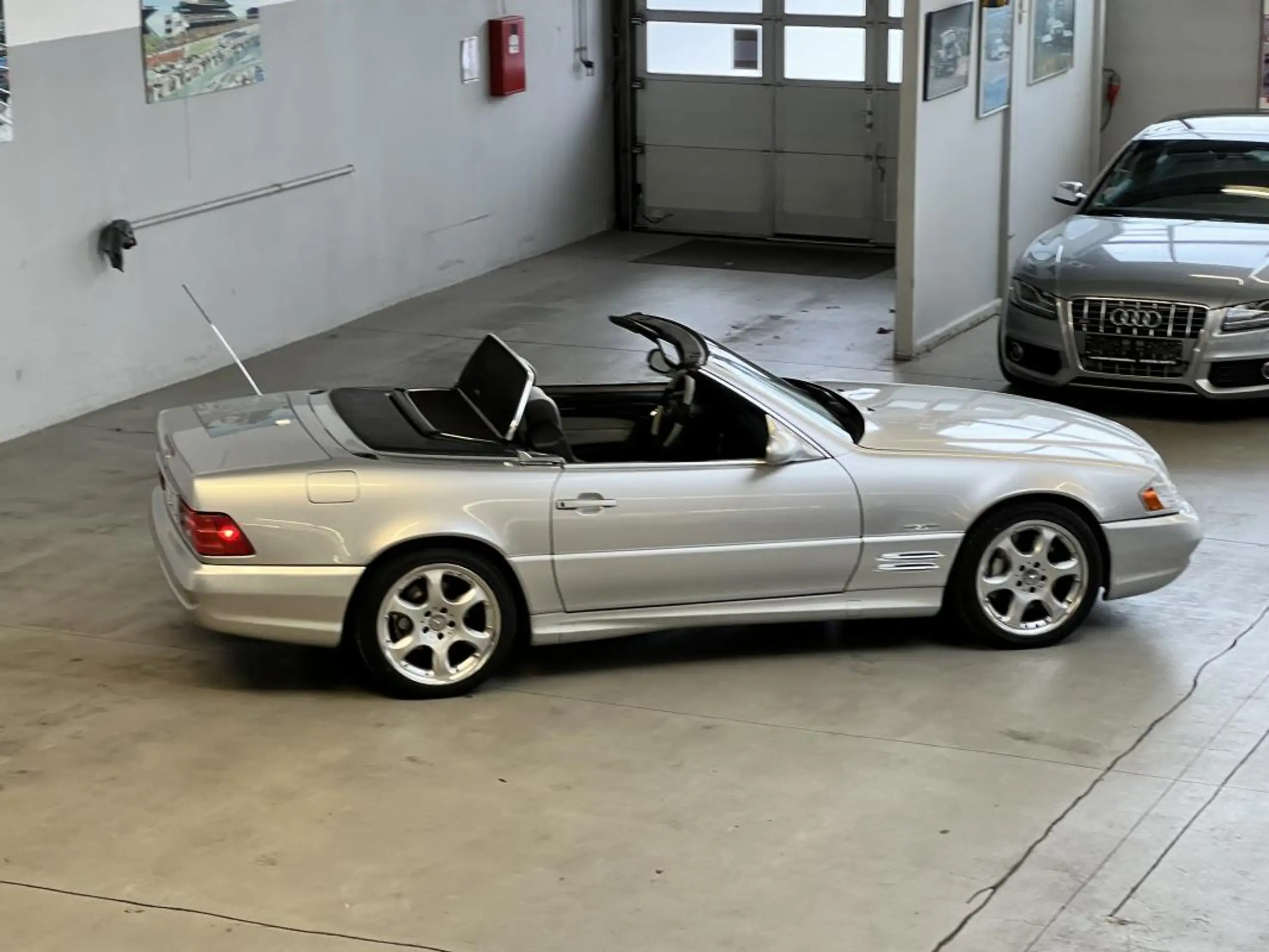 Mercedes-Benz - SL 500