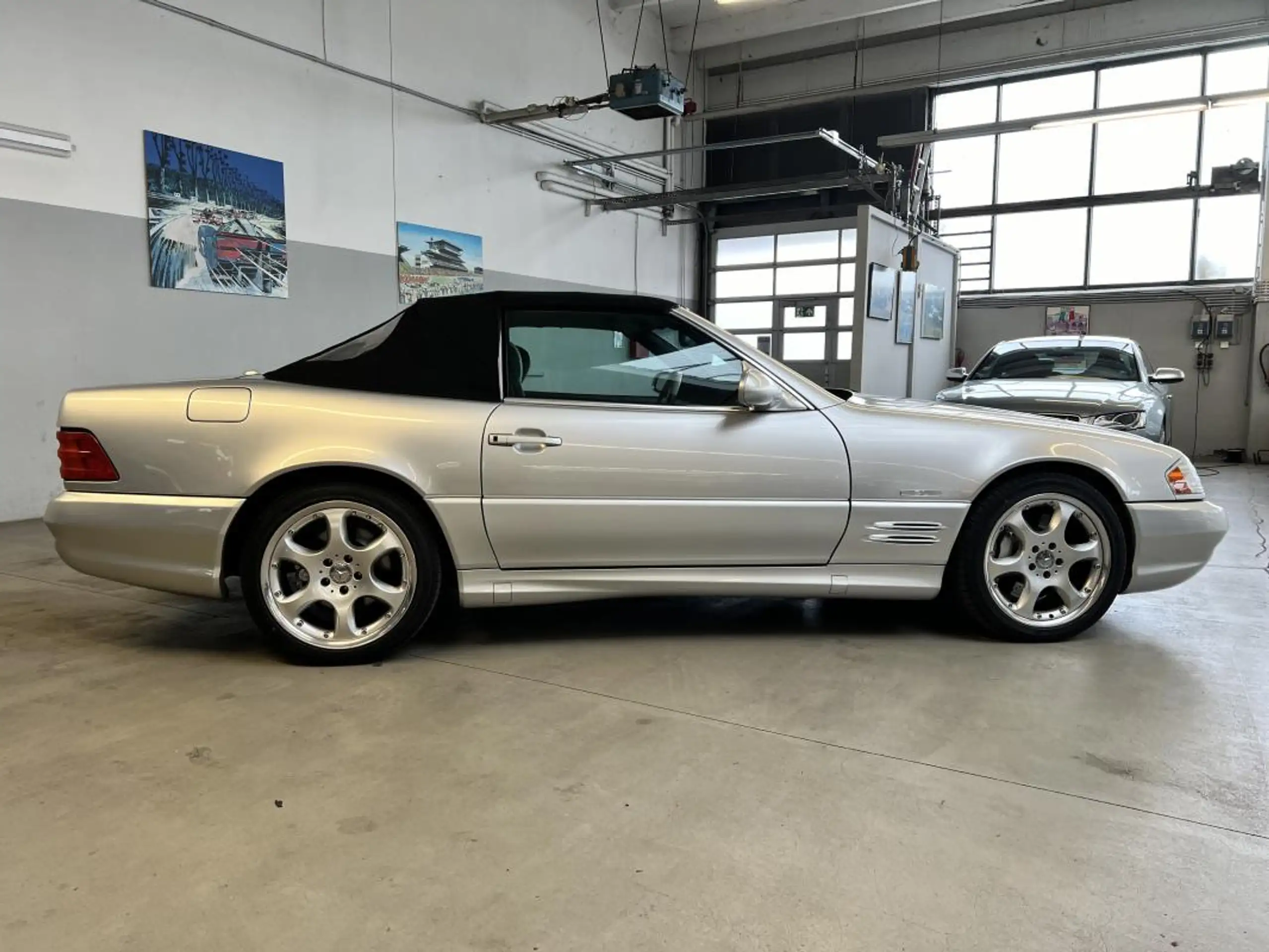 Mercedes-Benz - SL 500