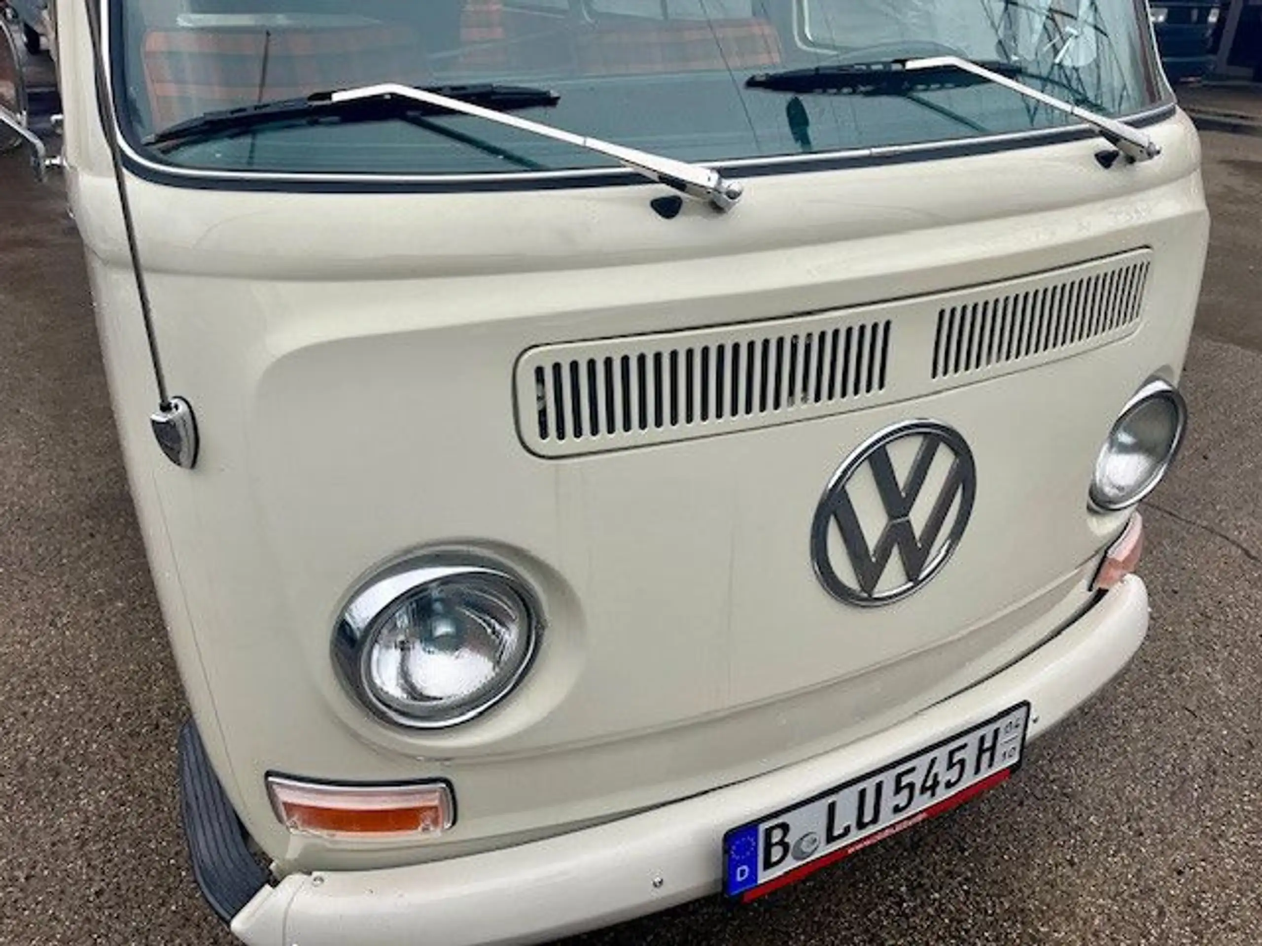 Volkswagen - T2