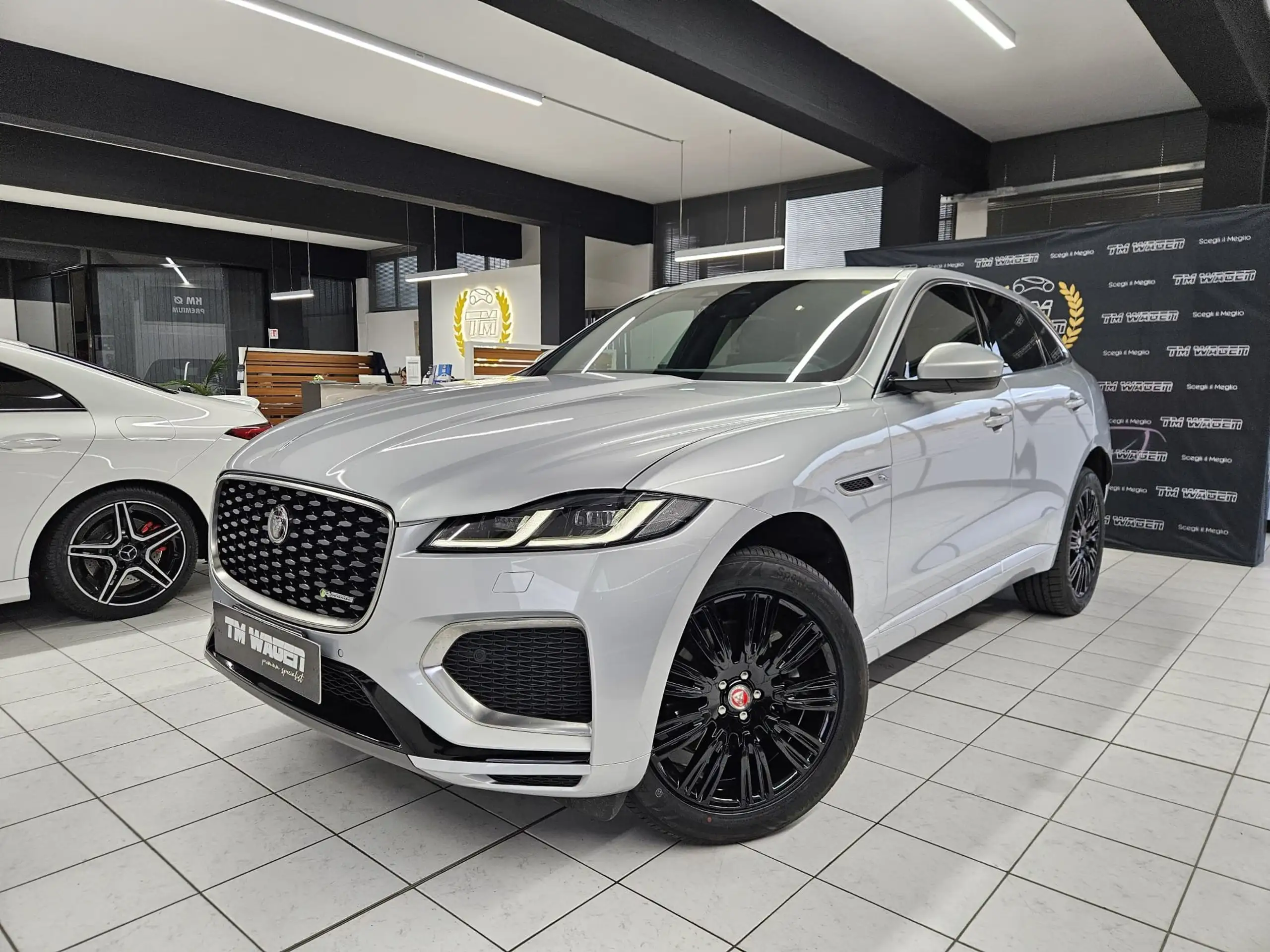 Jaguar - F-Pace