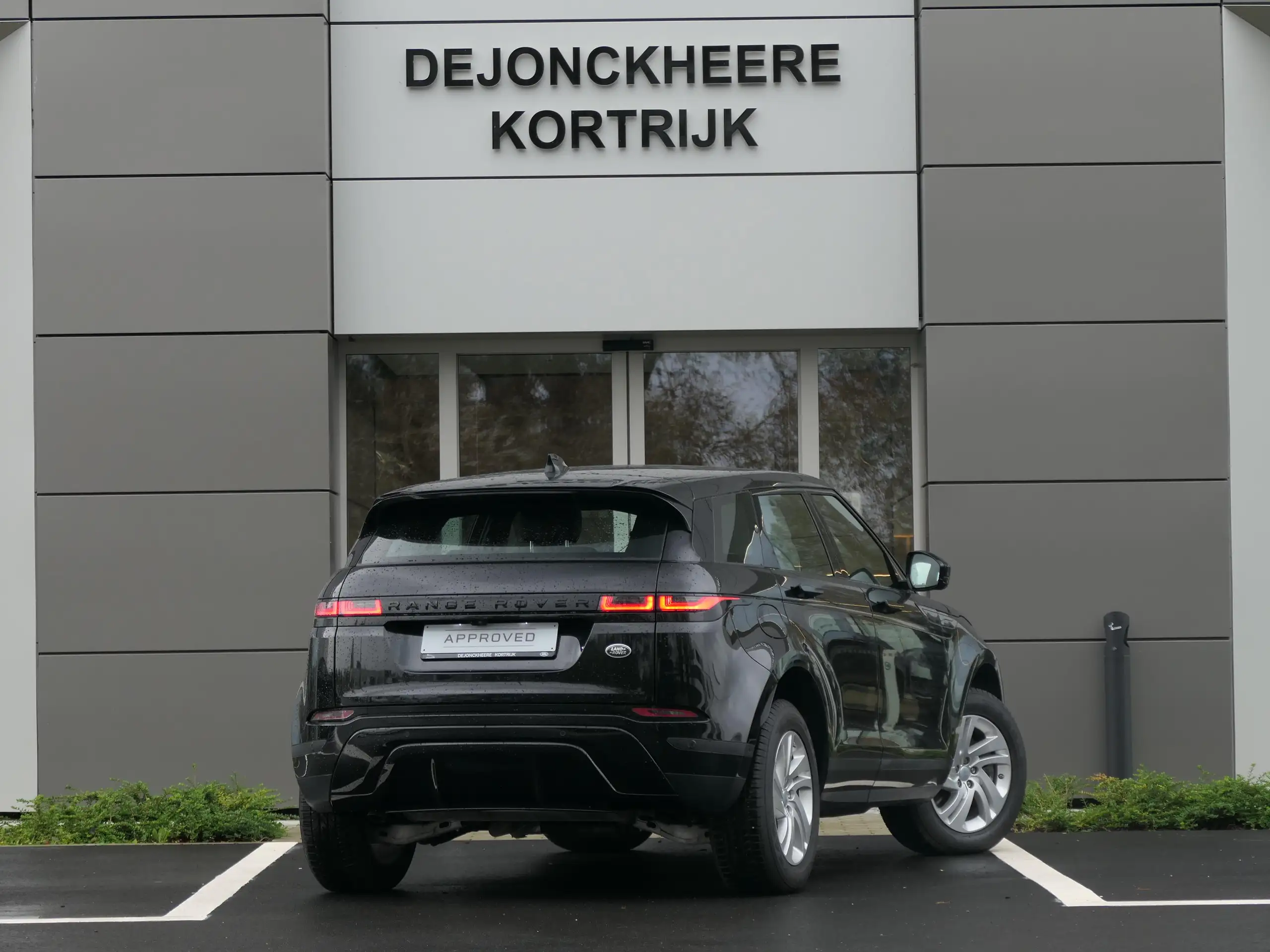 Land Rover - Range Rover Evoque