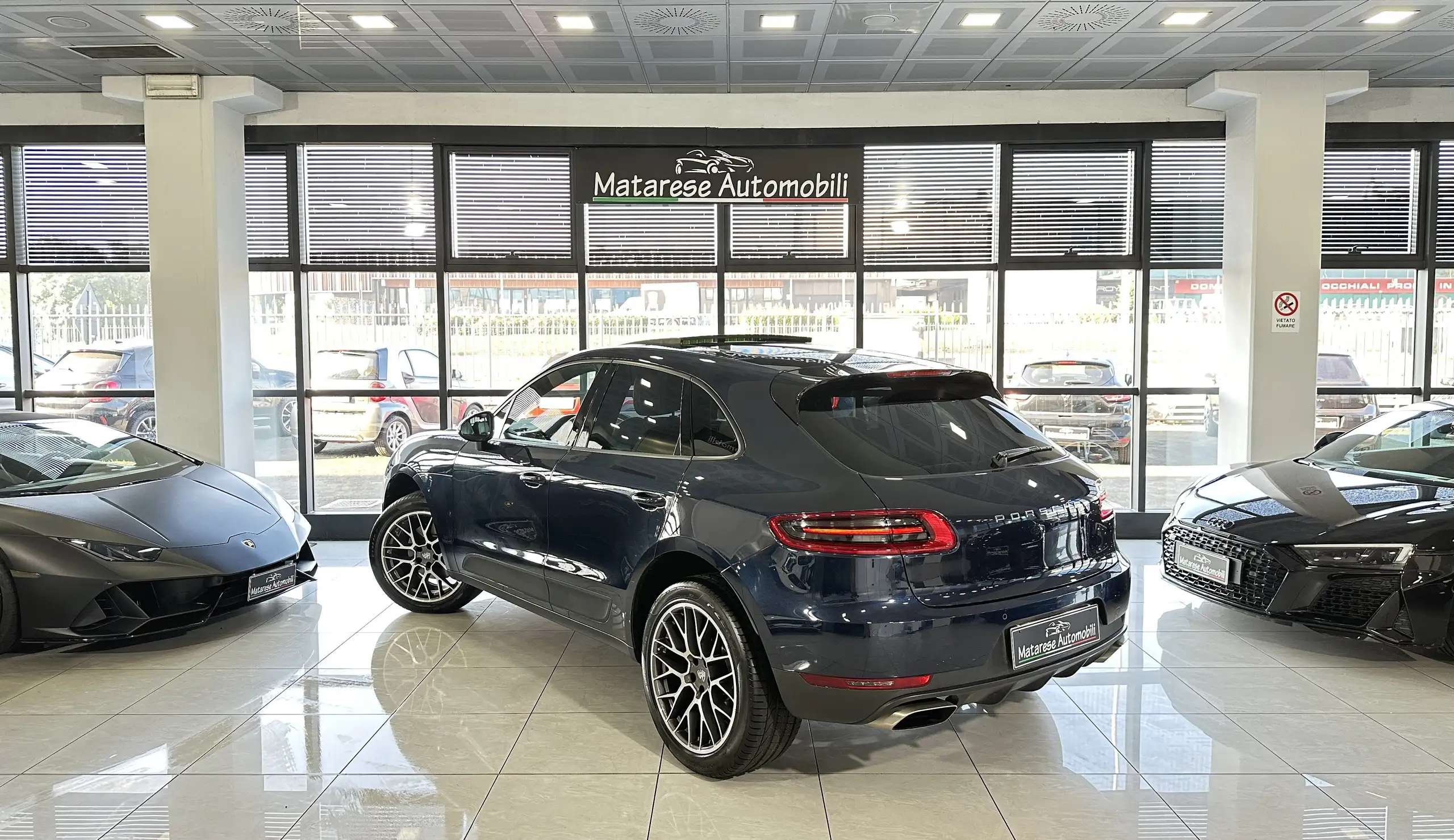 Porsche - Macan