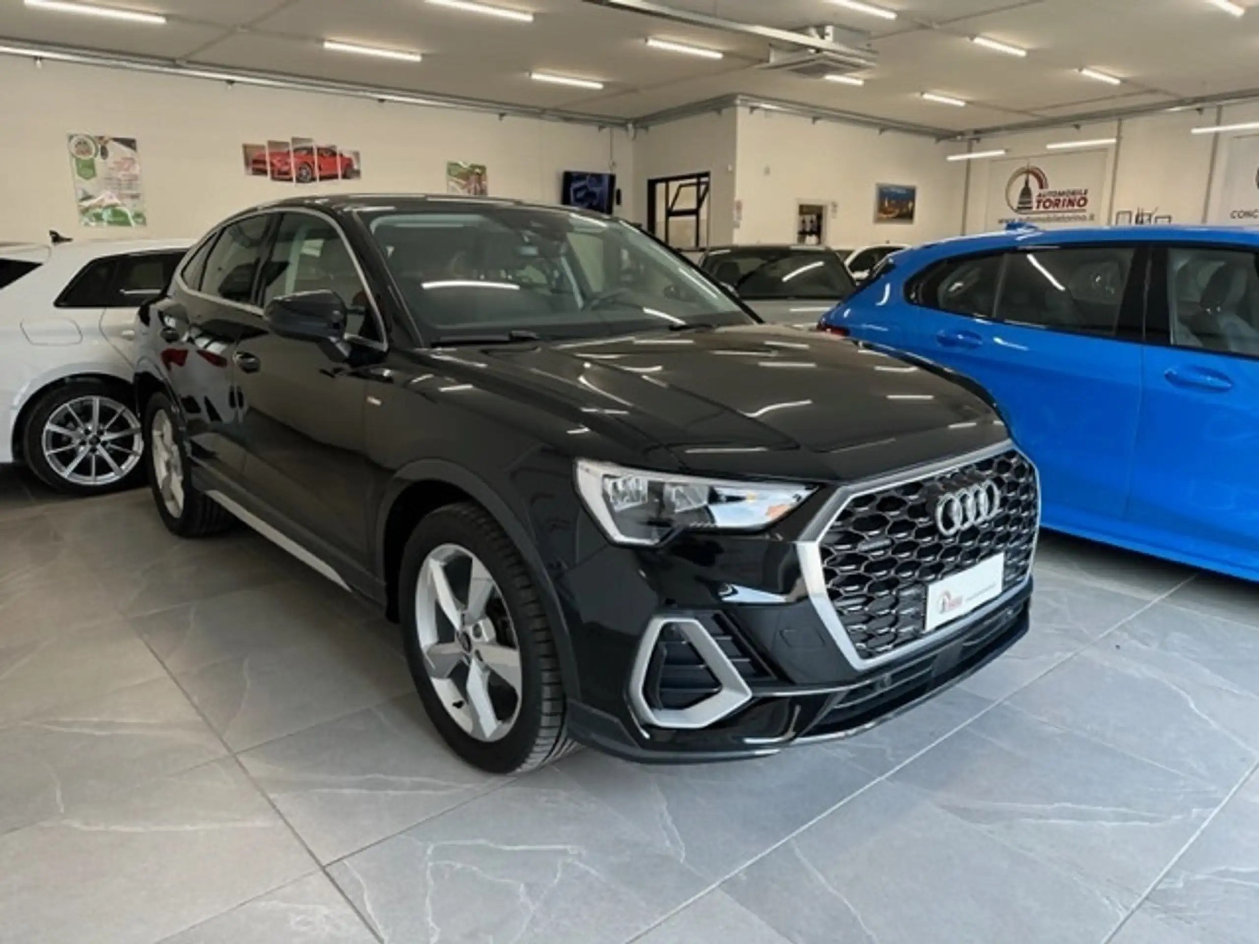 Audi - Q3