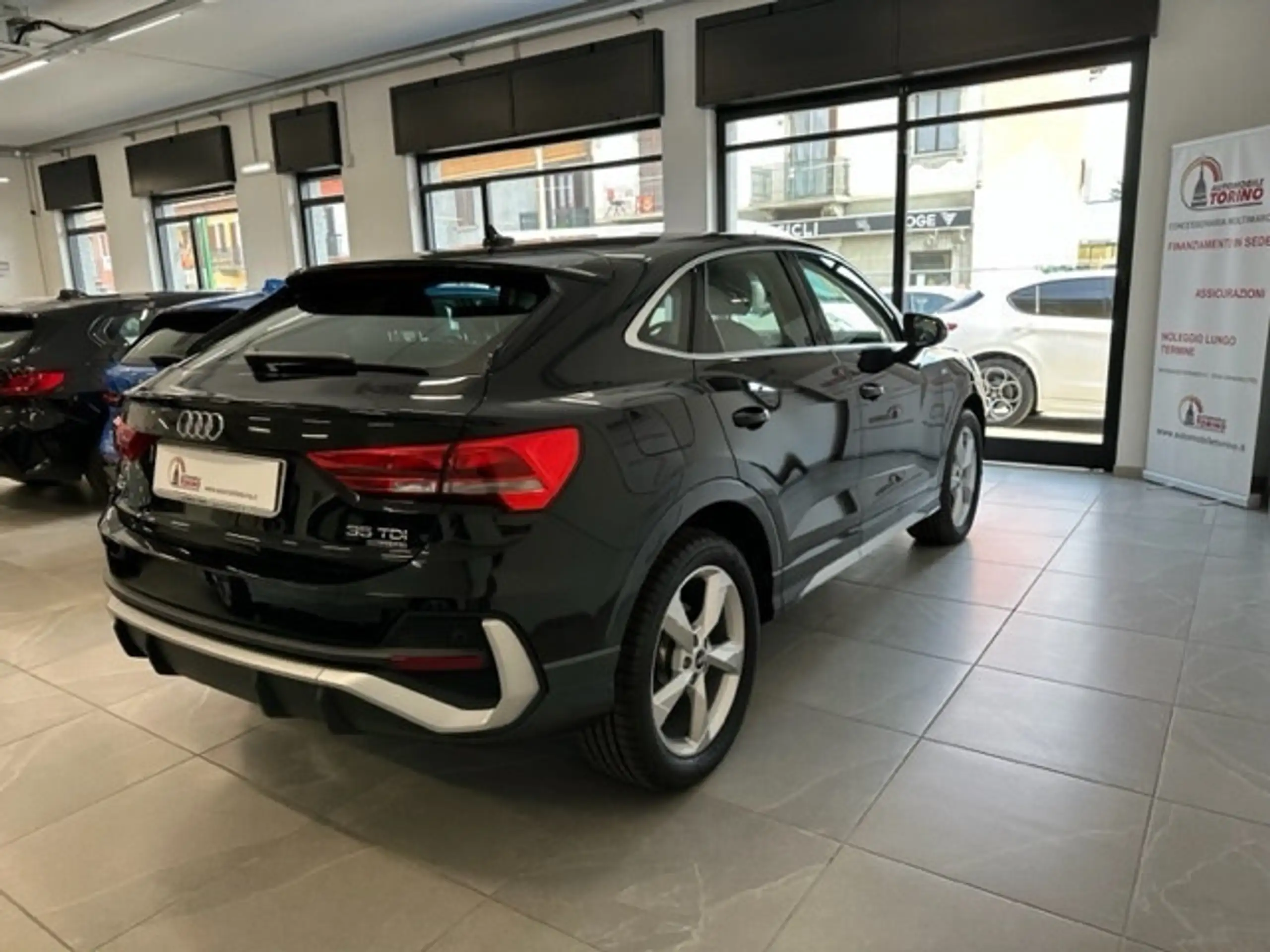 Audi - Q3