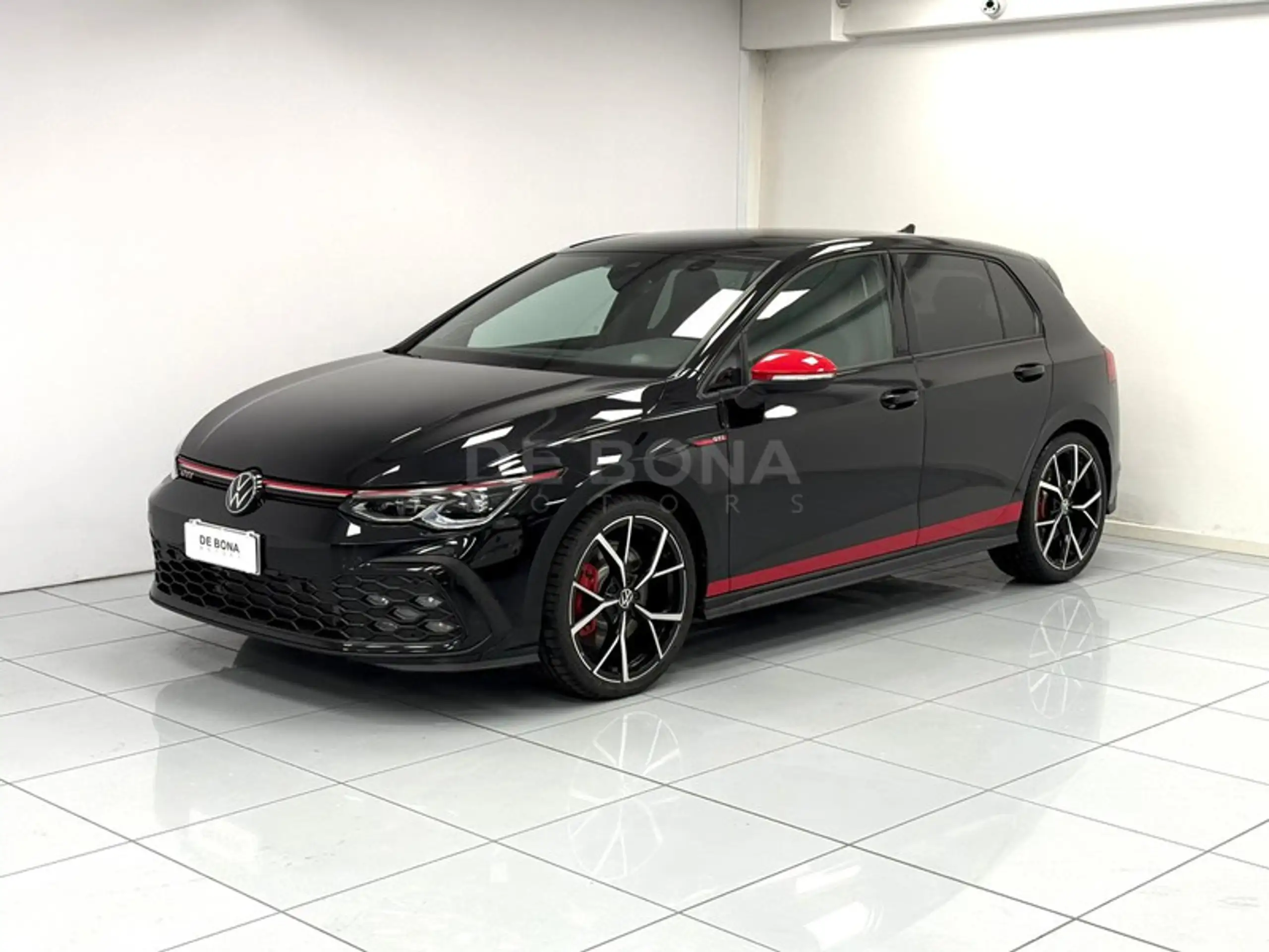 Volkswagen - Golf GTI