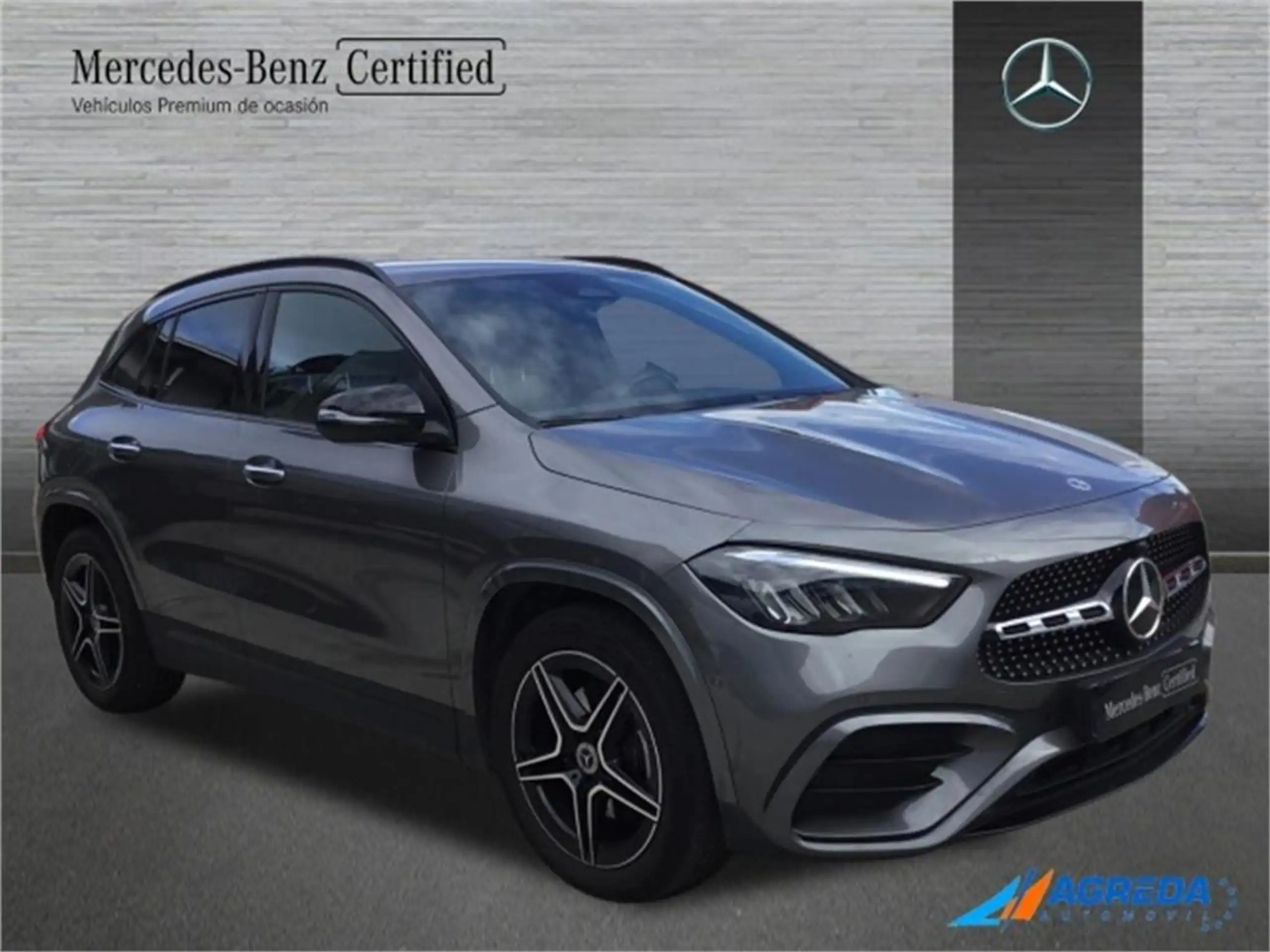 Mercedes-Benz - GLA 200