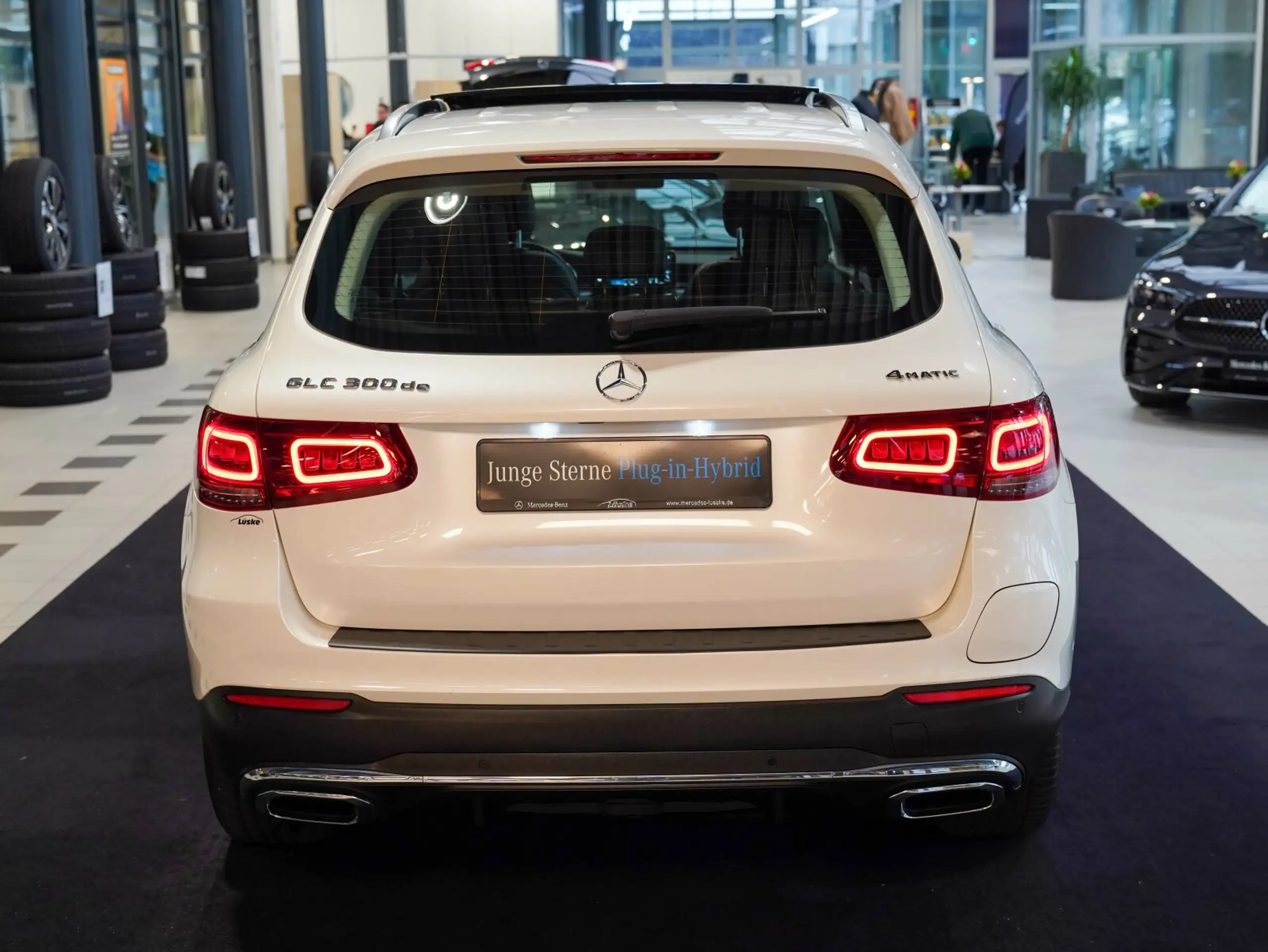 Mercedes-Benz - GLC 300