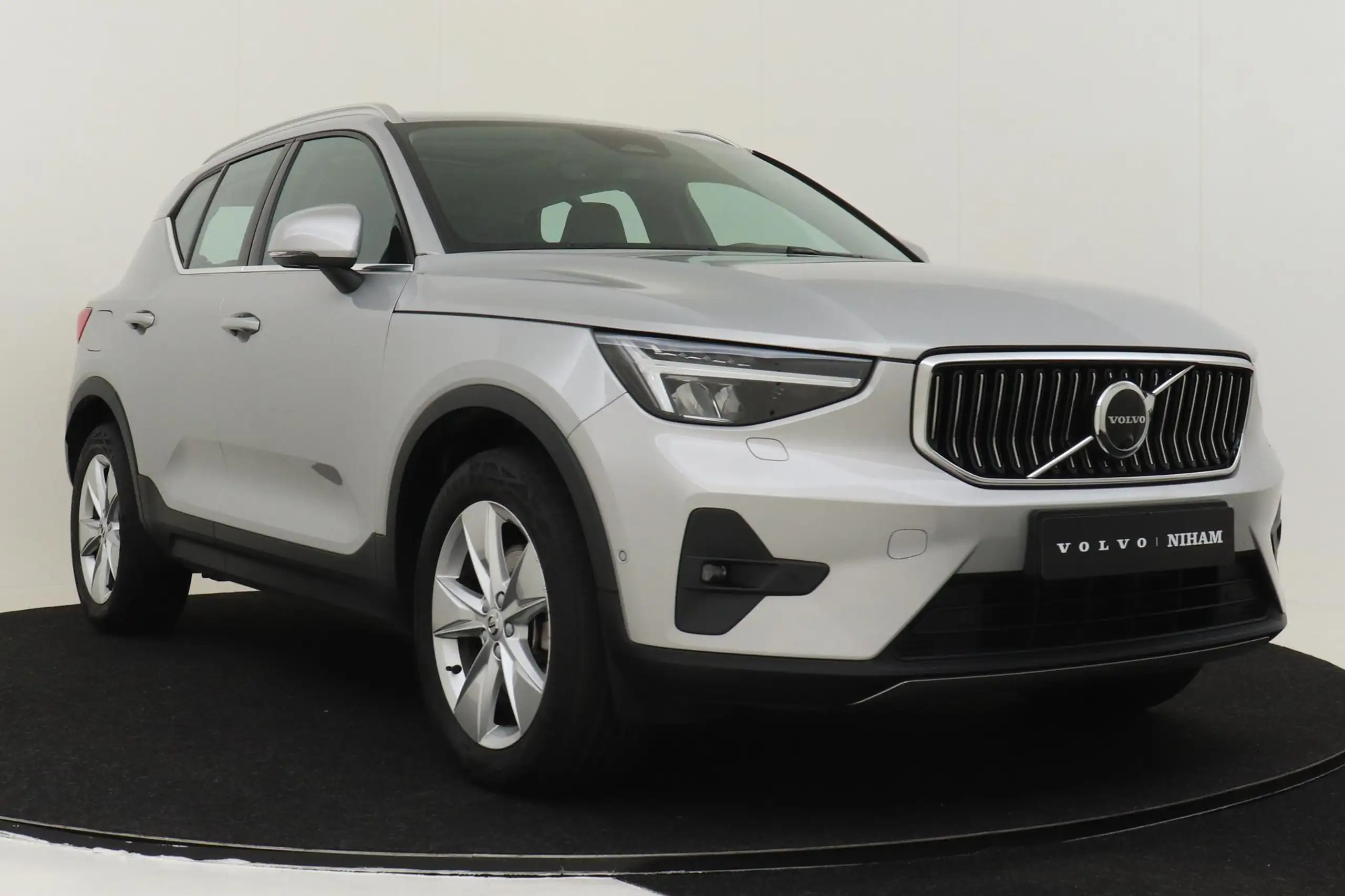 Volvo - XC40