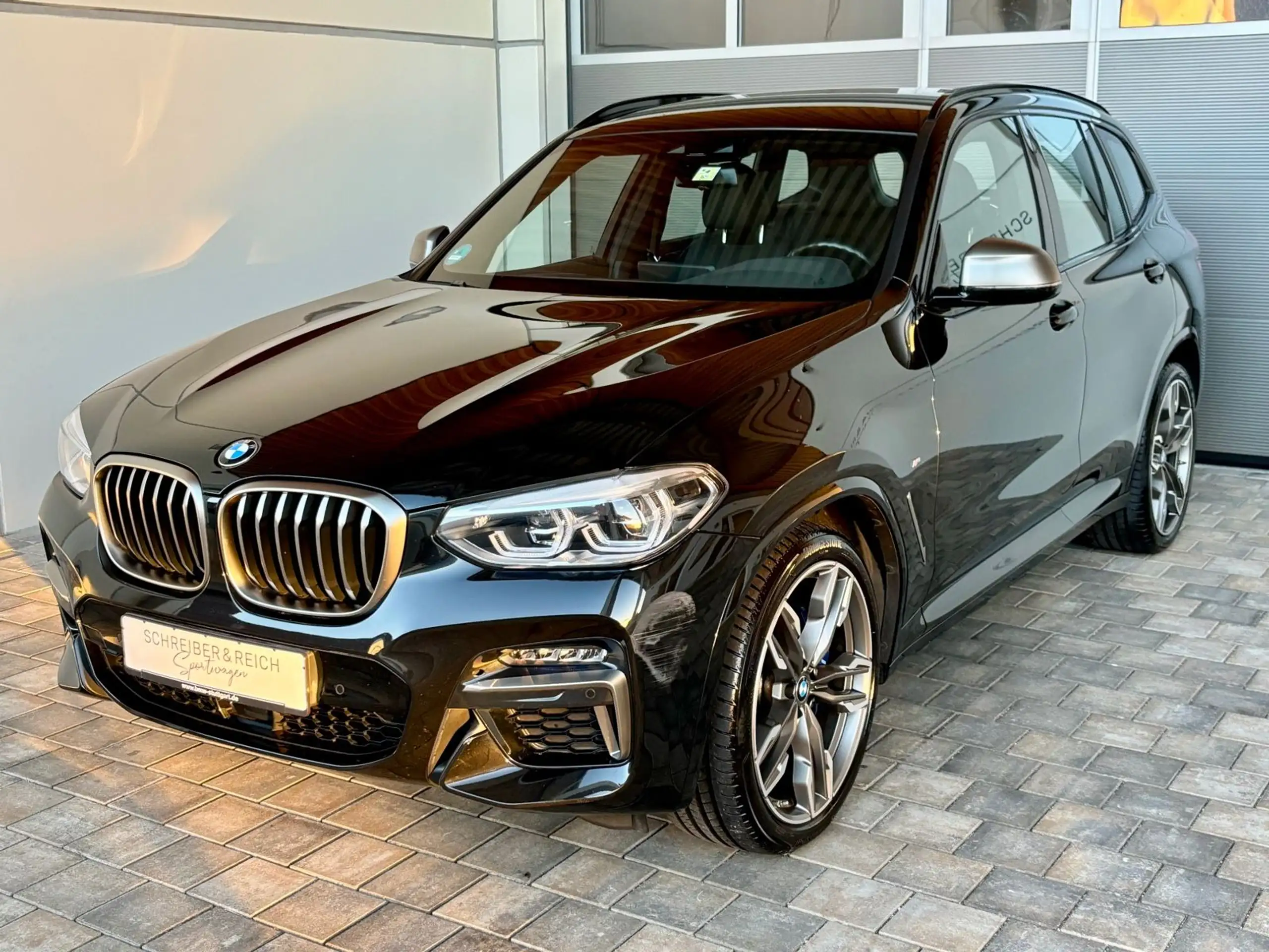 BMW - X3