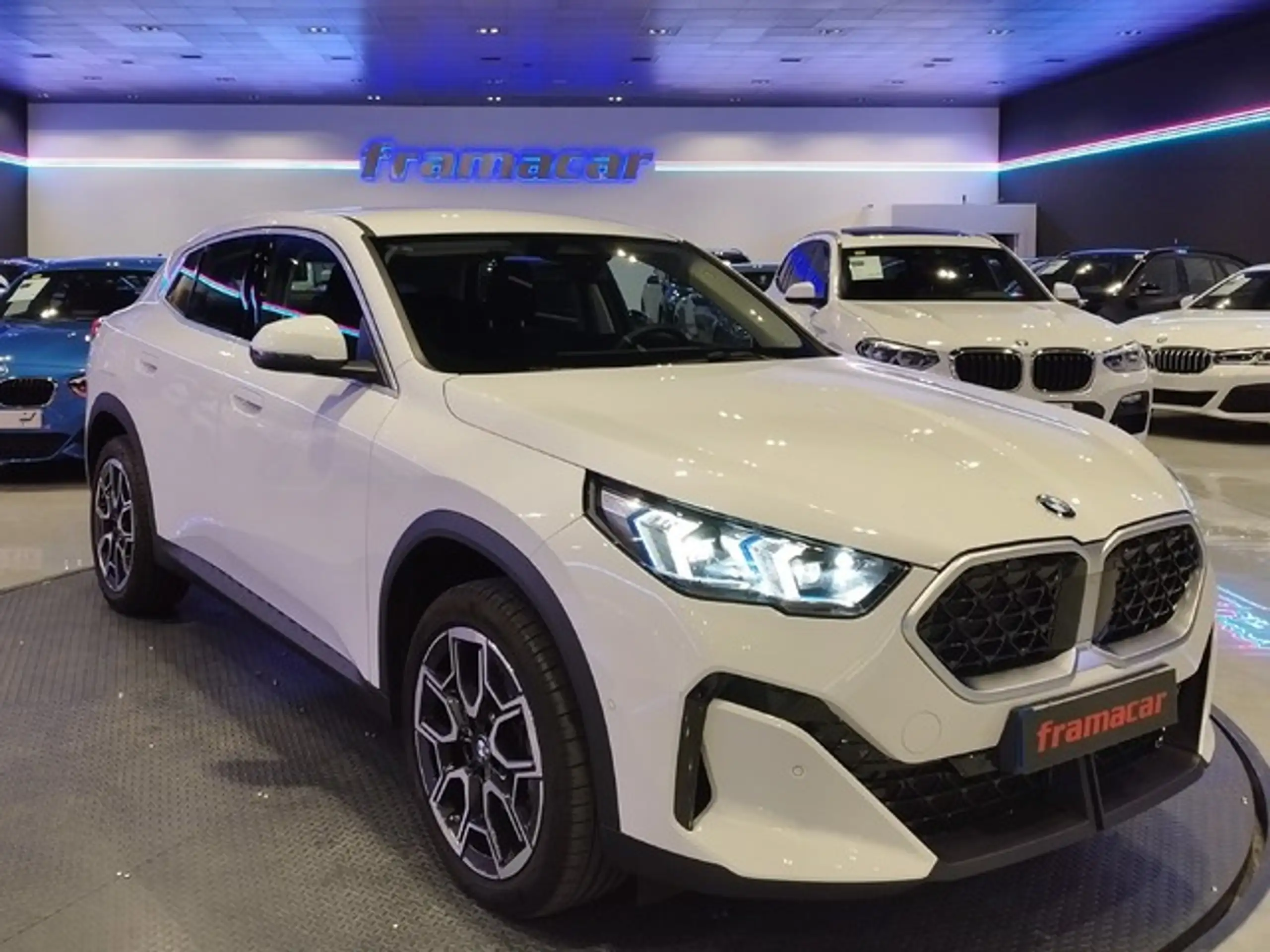 BMW - X2