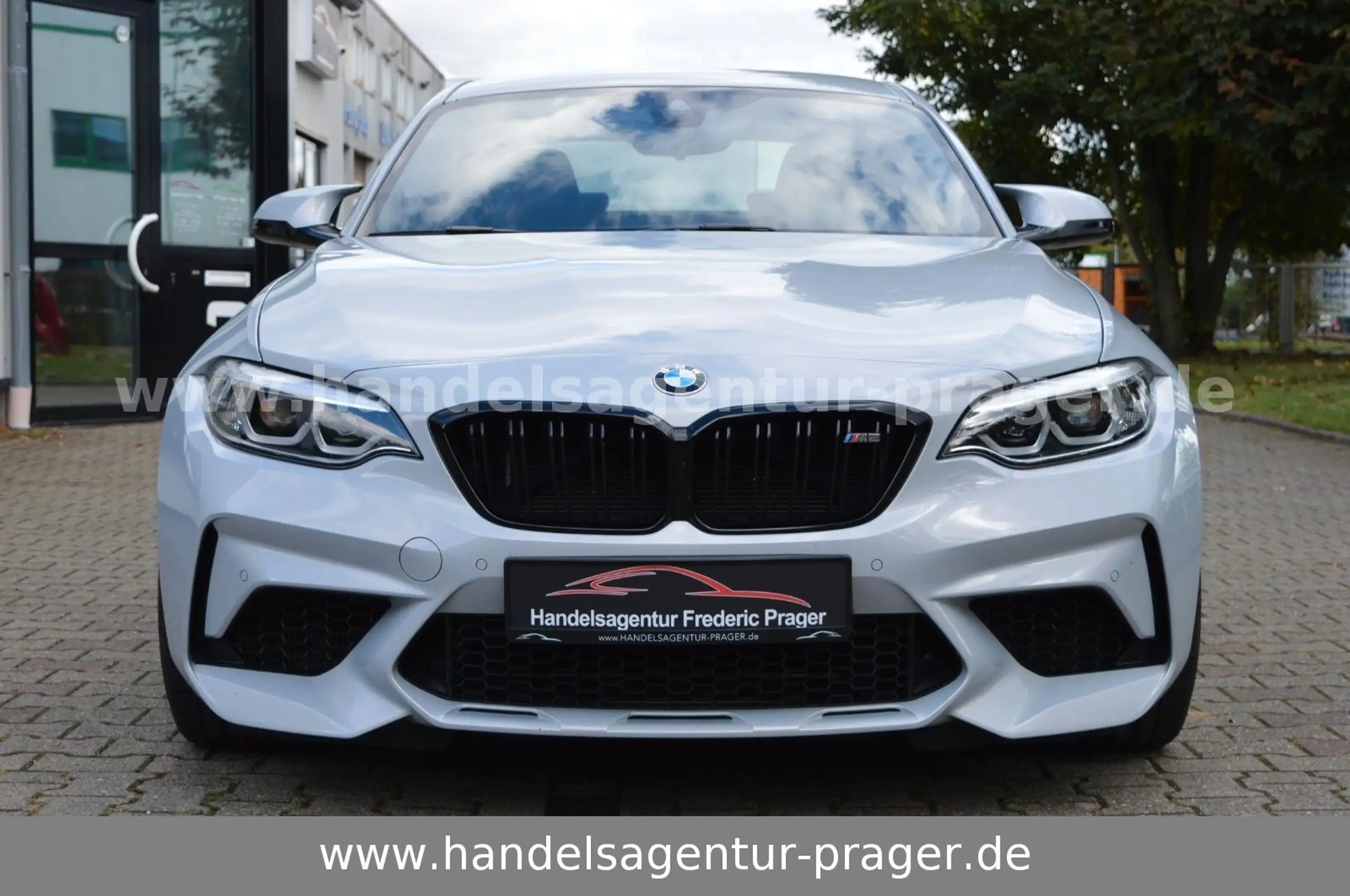 BMW - M2