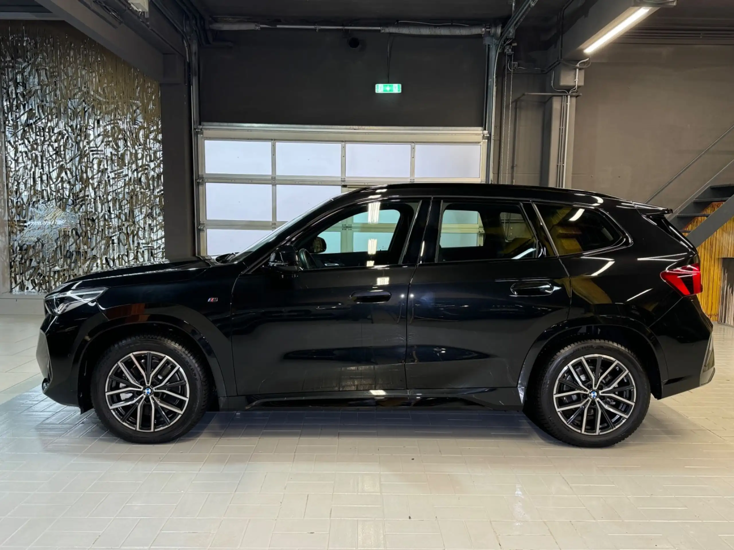 BMW - X1