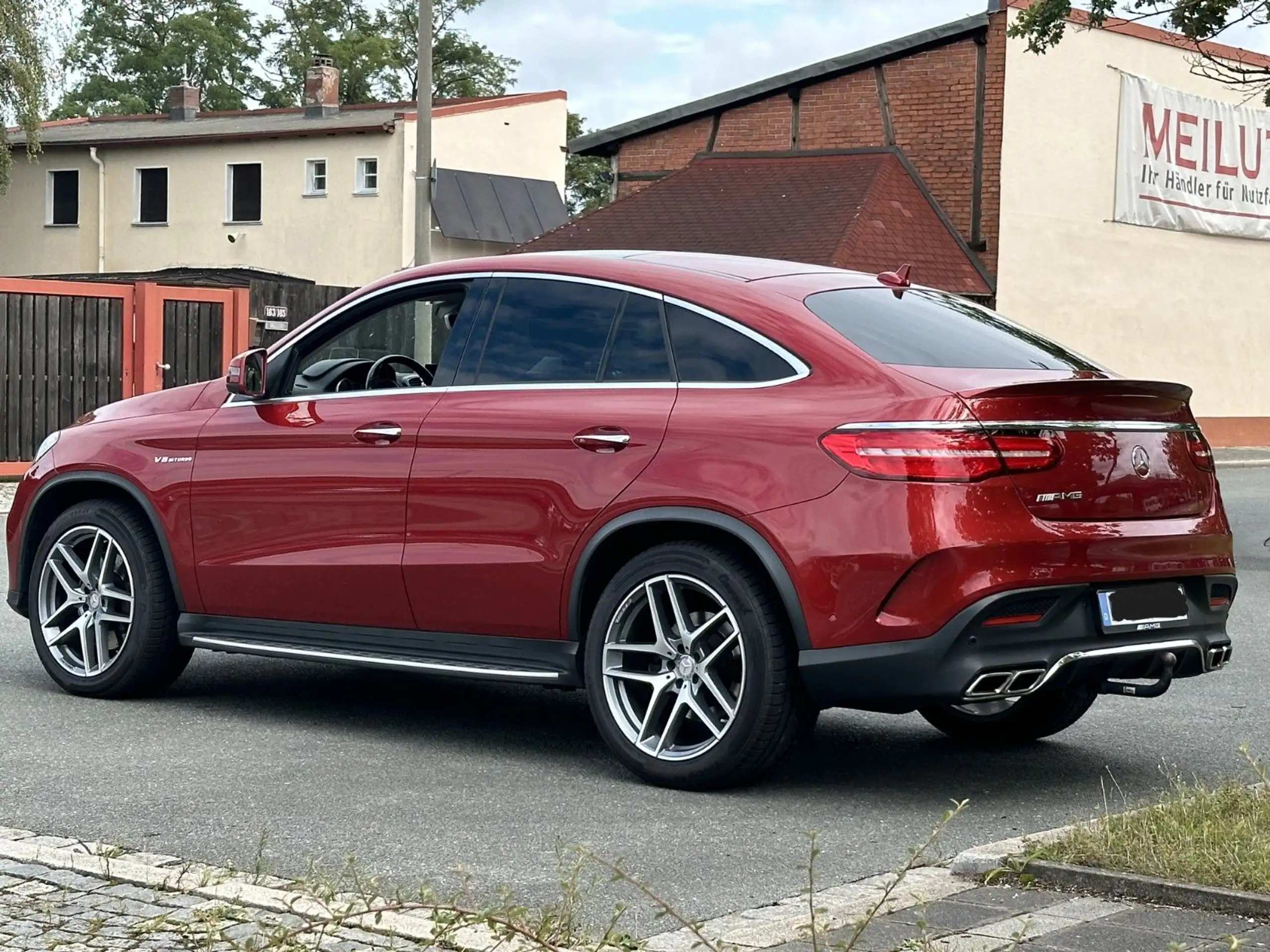 Mercedes-Benz - GLE 500