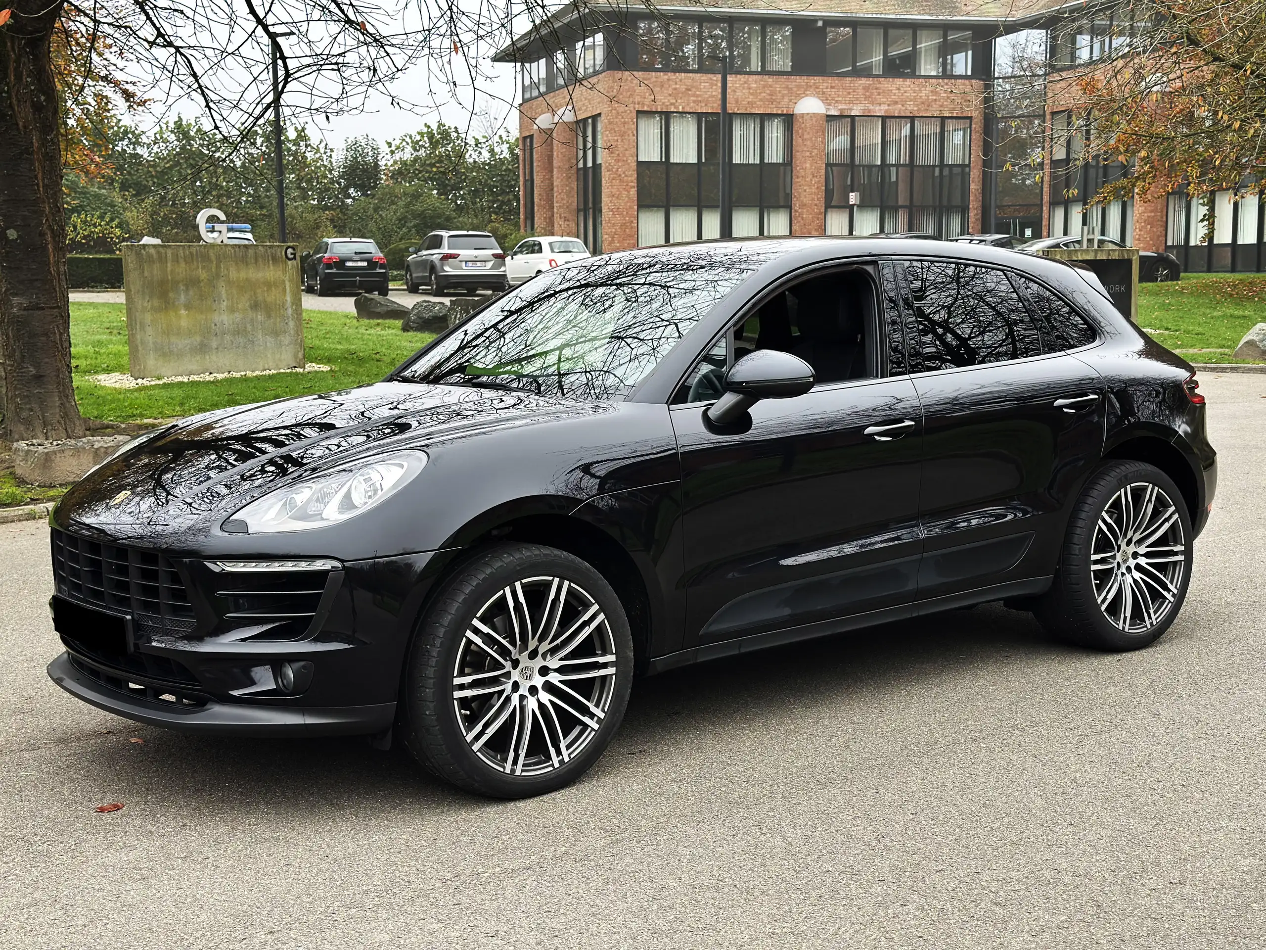 Porsche - Macan