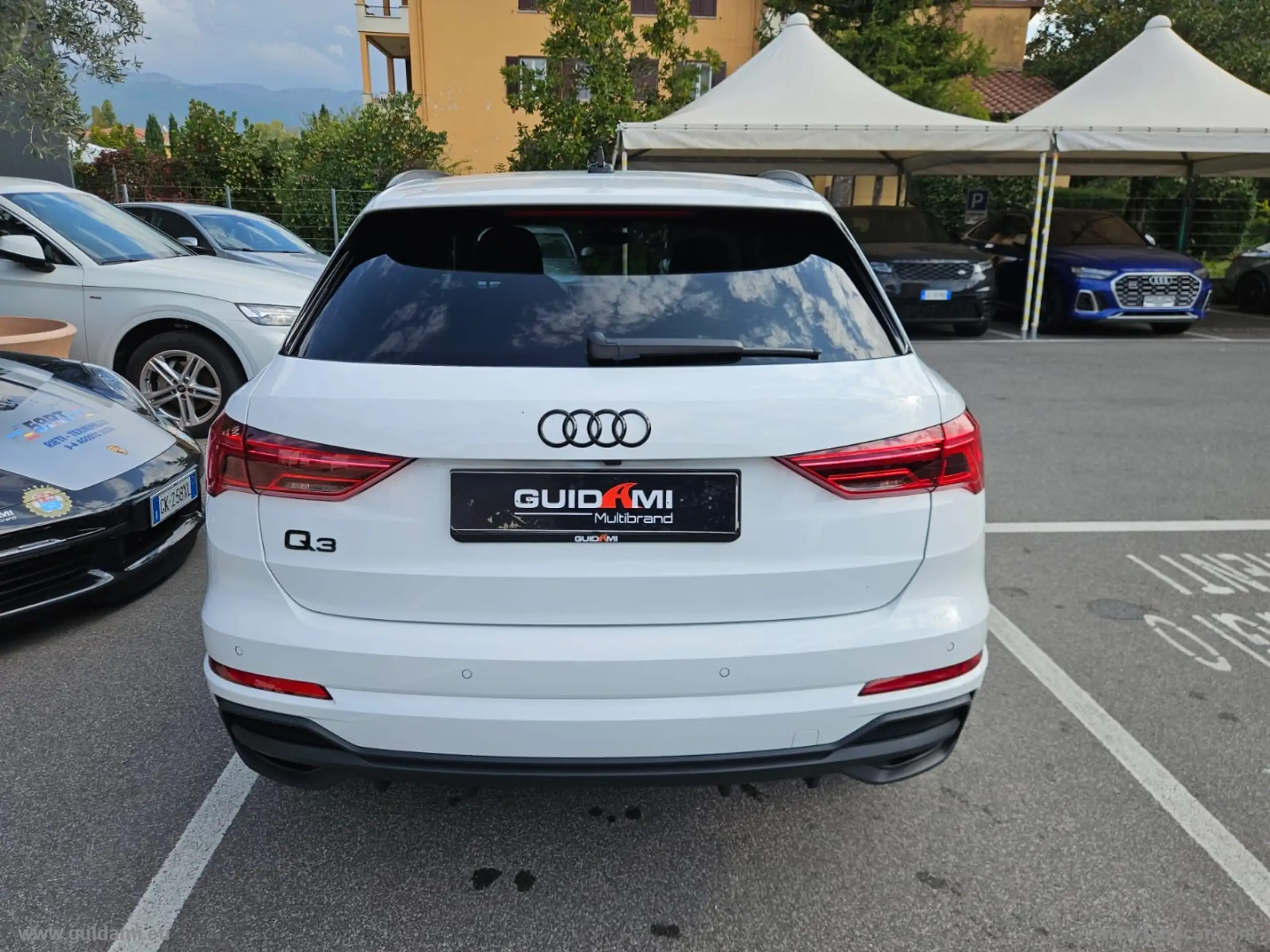 Audi - Q3