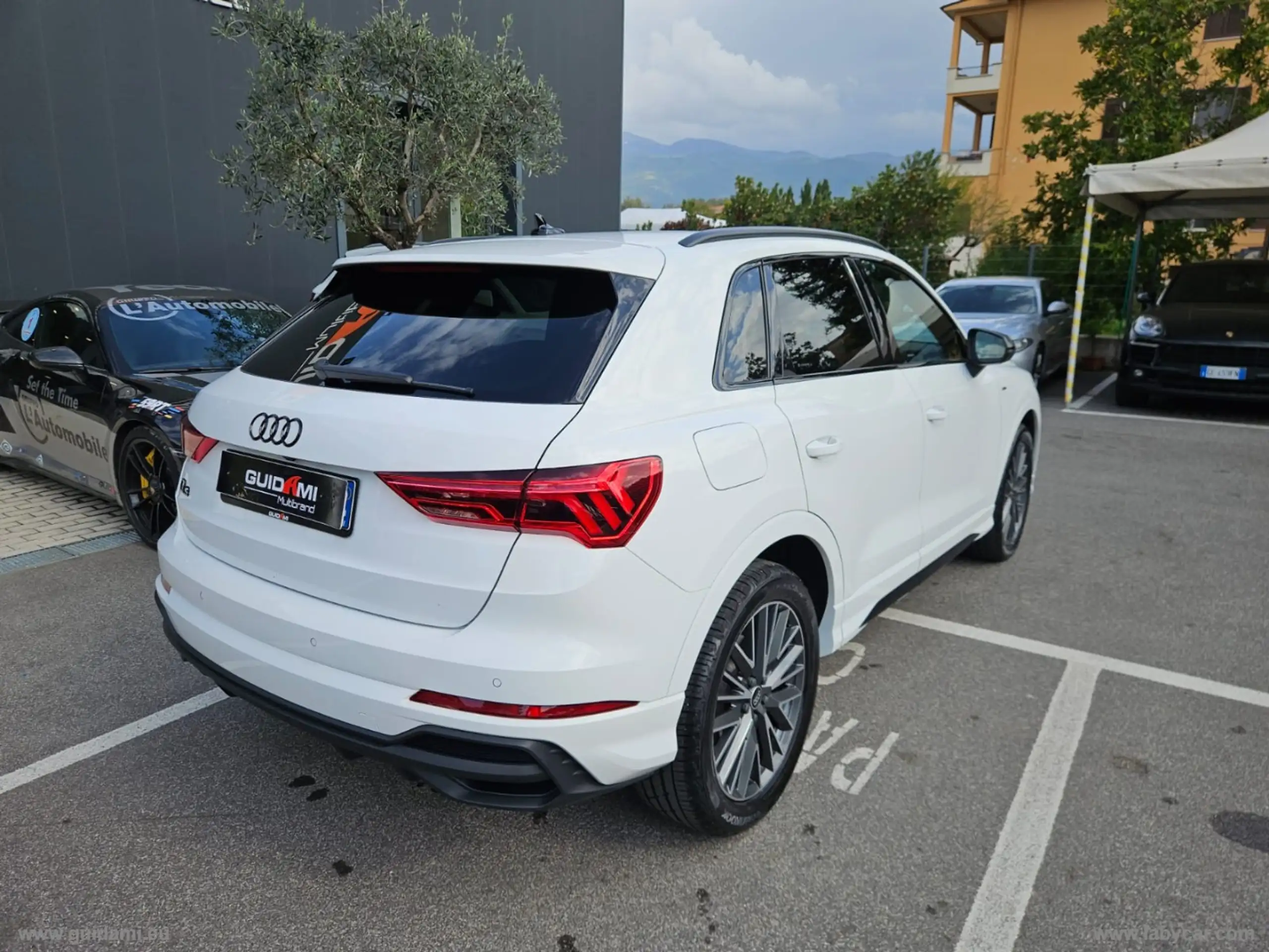 Audi - Q3