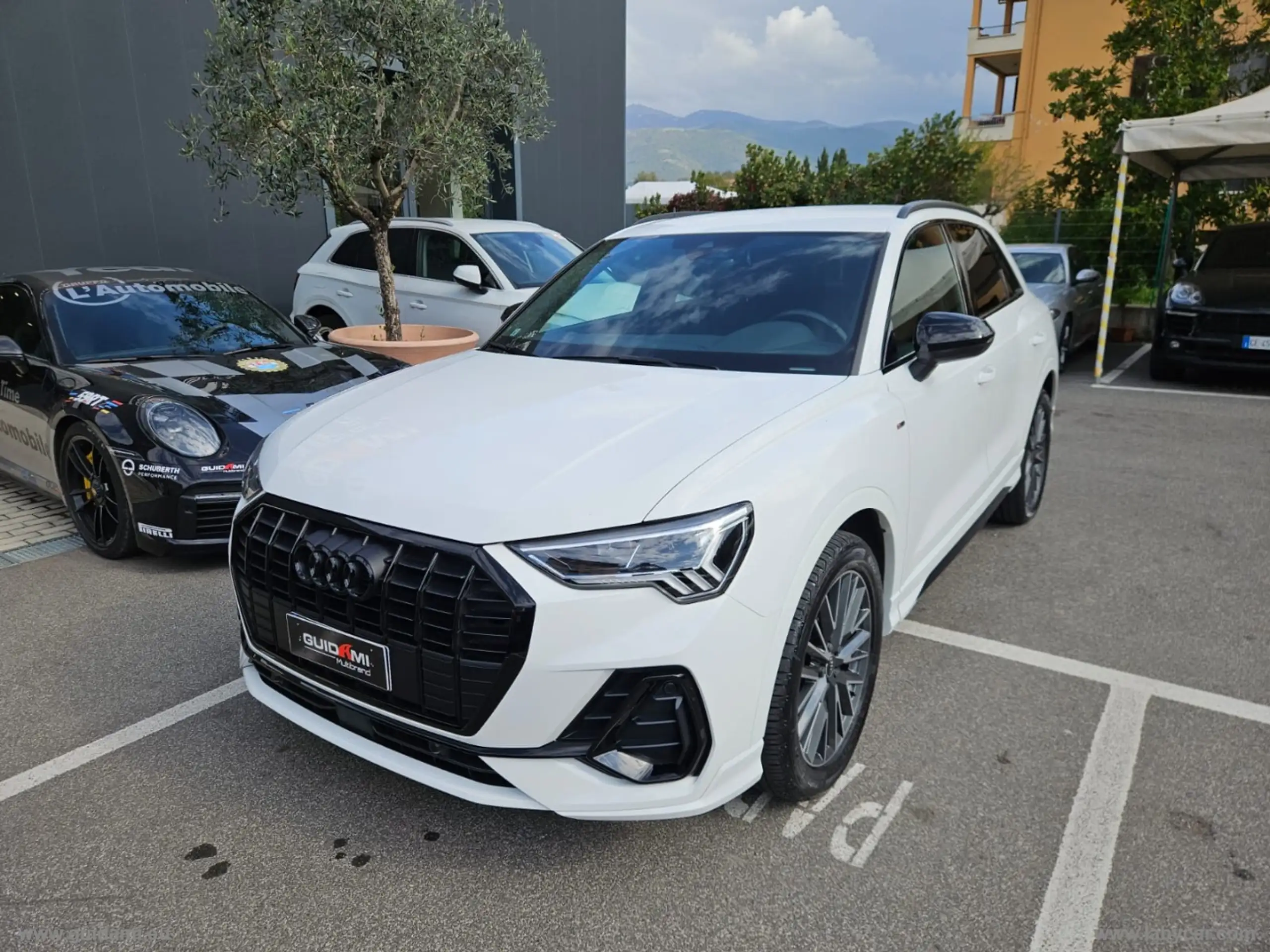 Audi - Q3