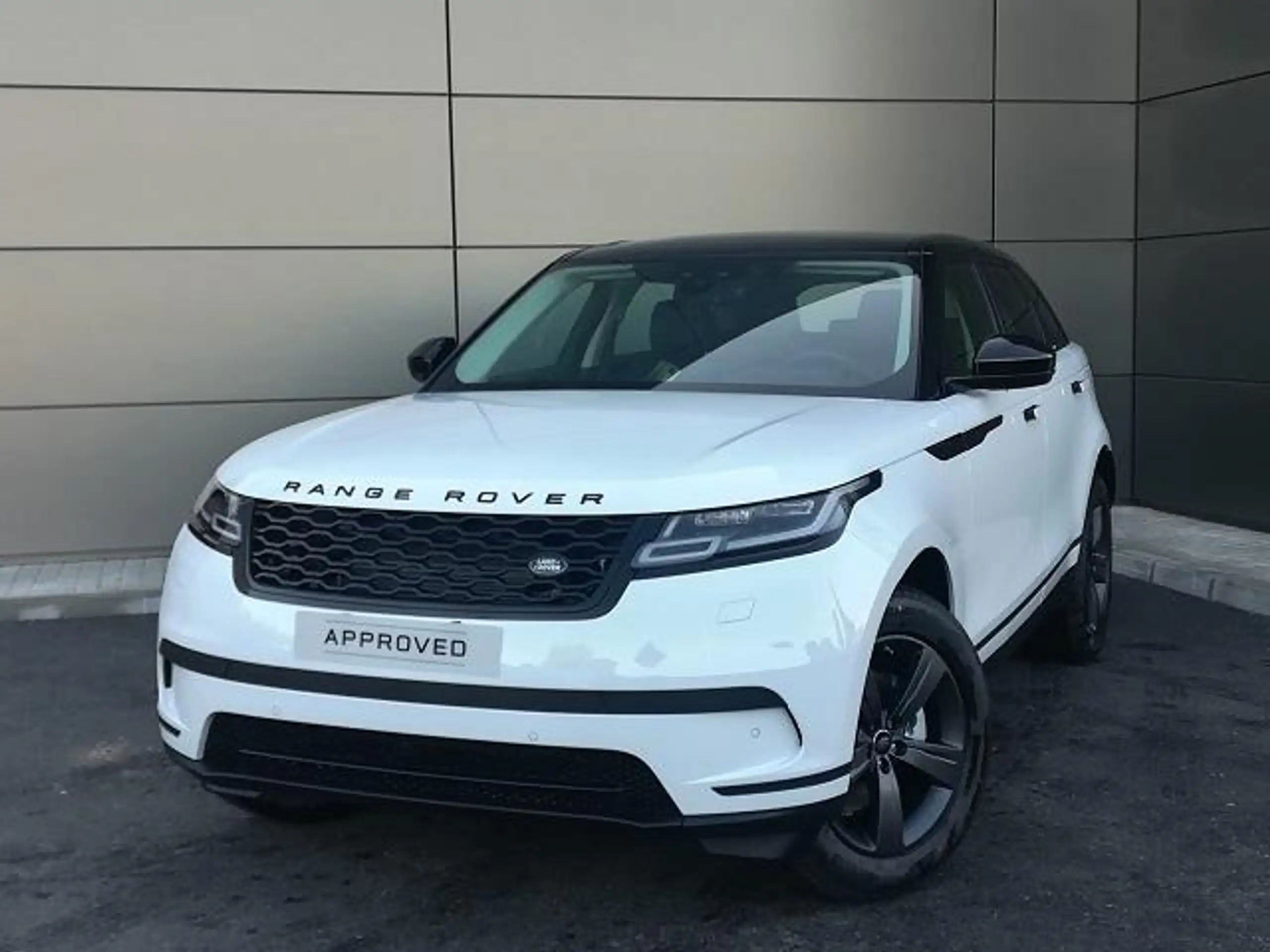 Land Rover - Range Rover Velar