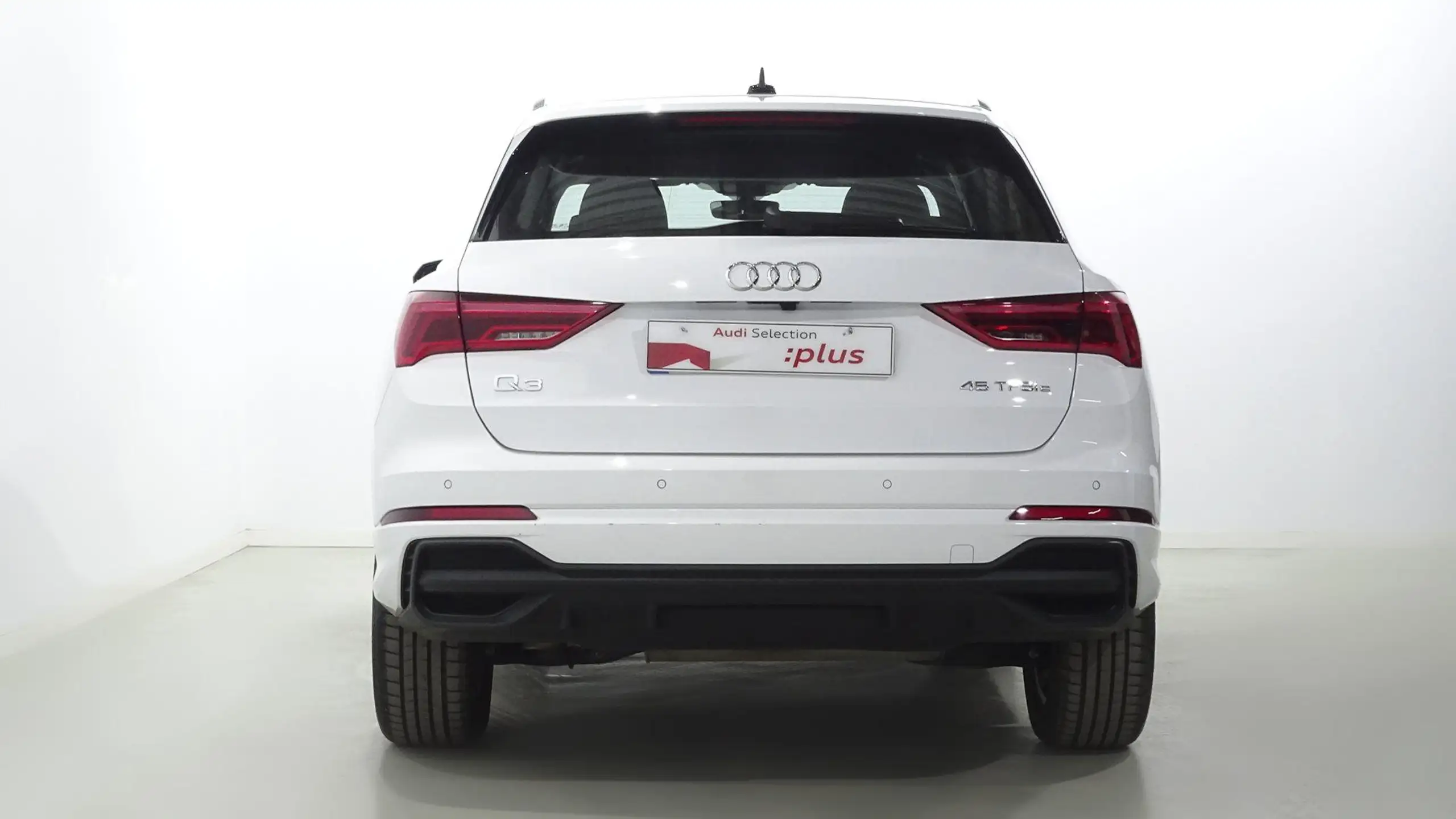 Audi - Q3