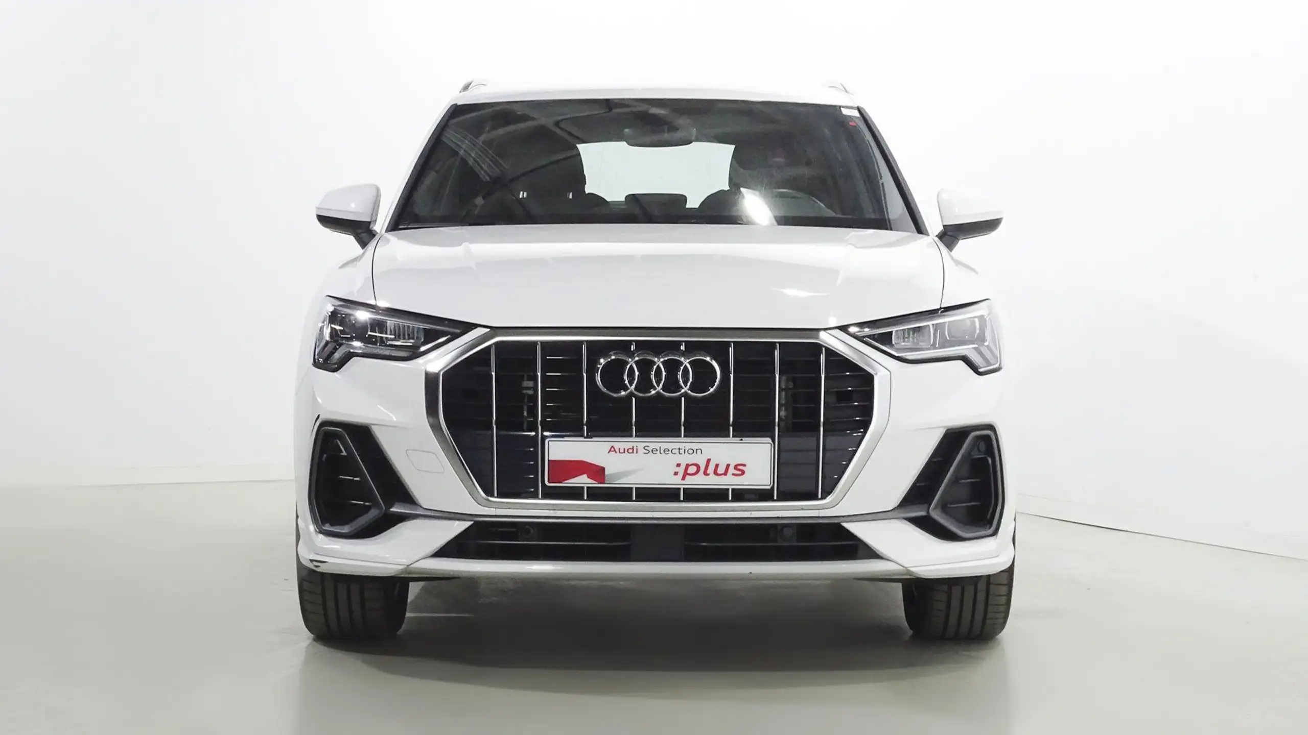 Audi - Q3