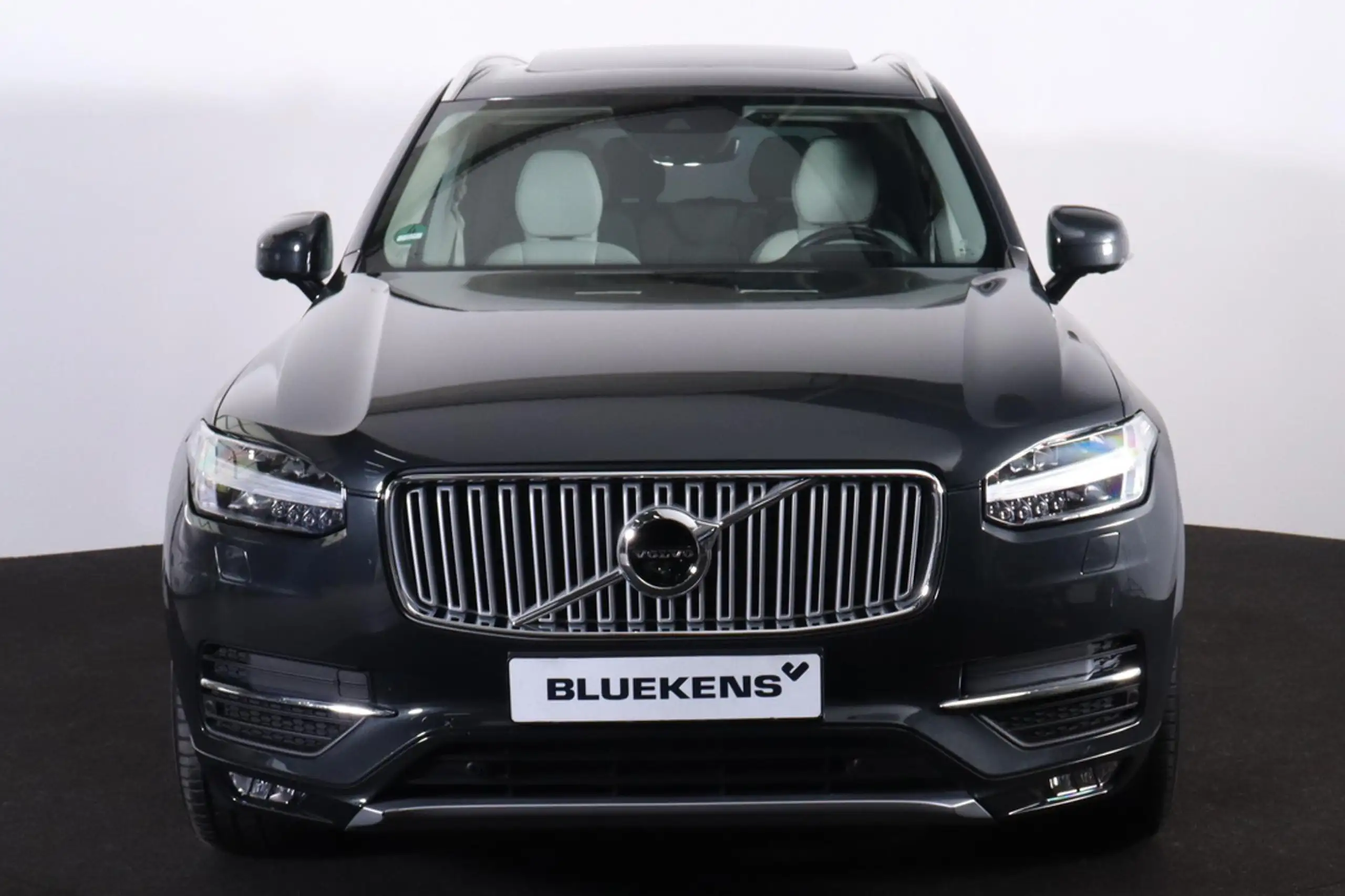 Volvo - XC90