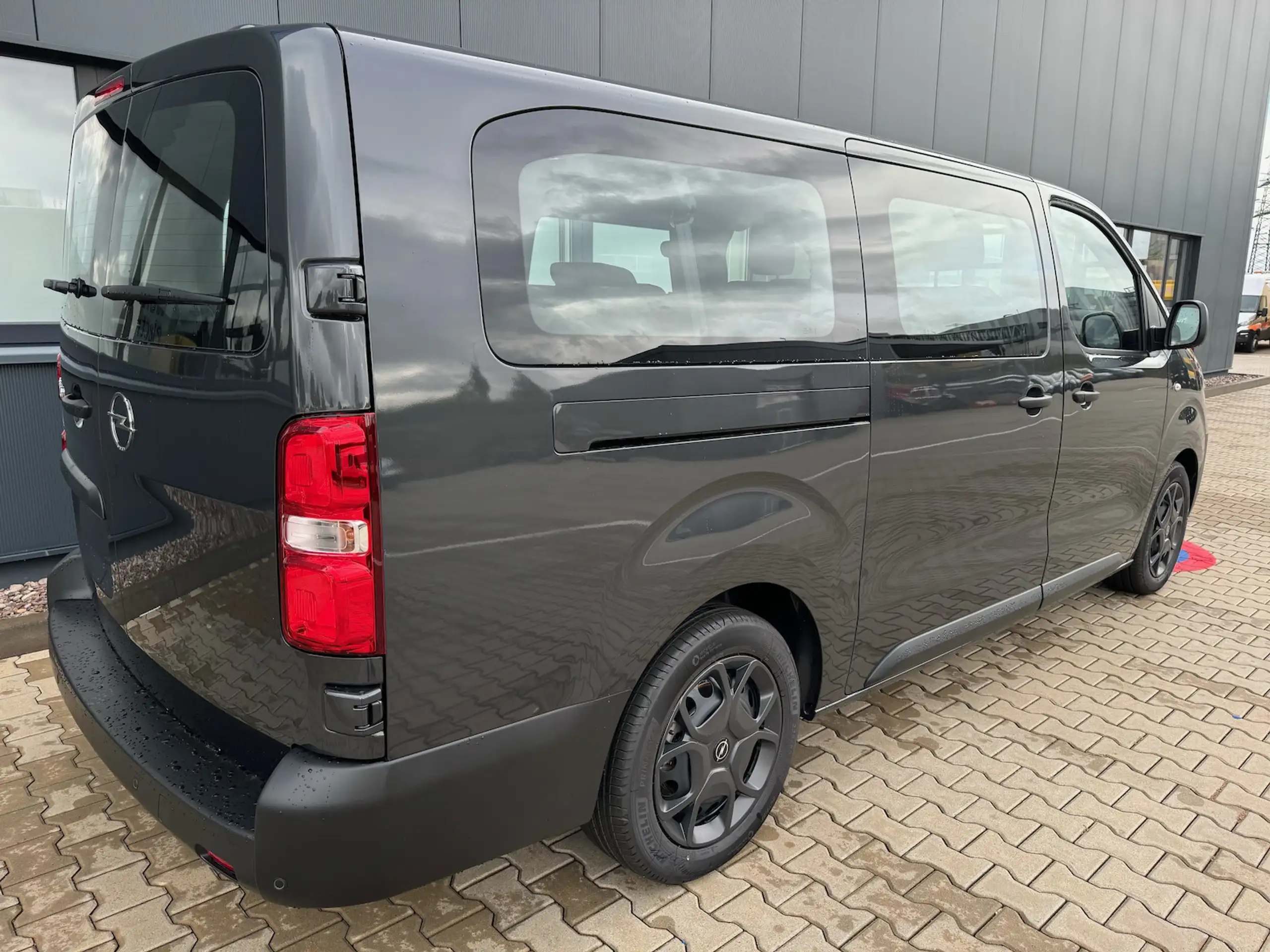 Opel - Vivaro