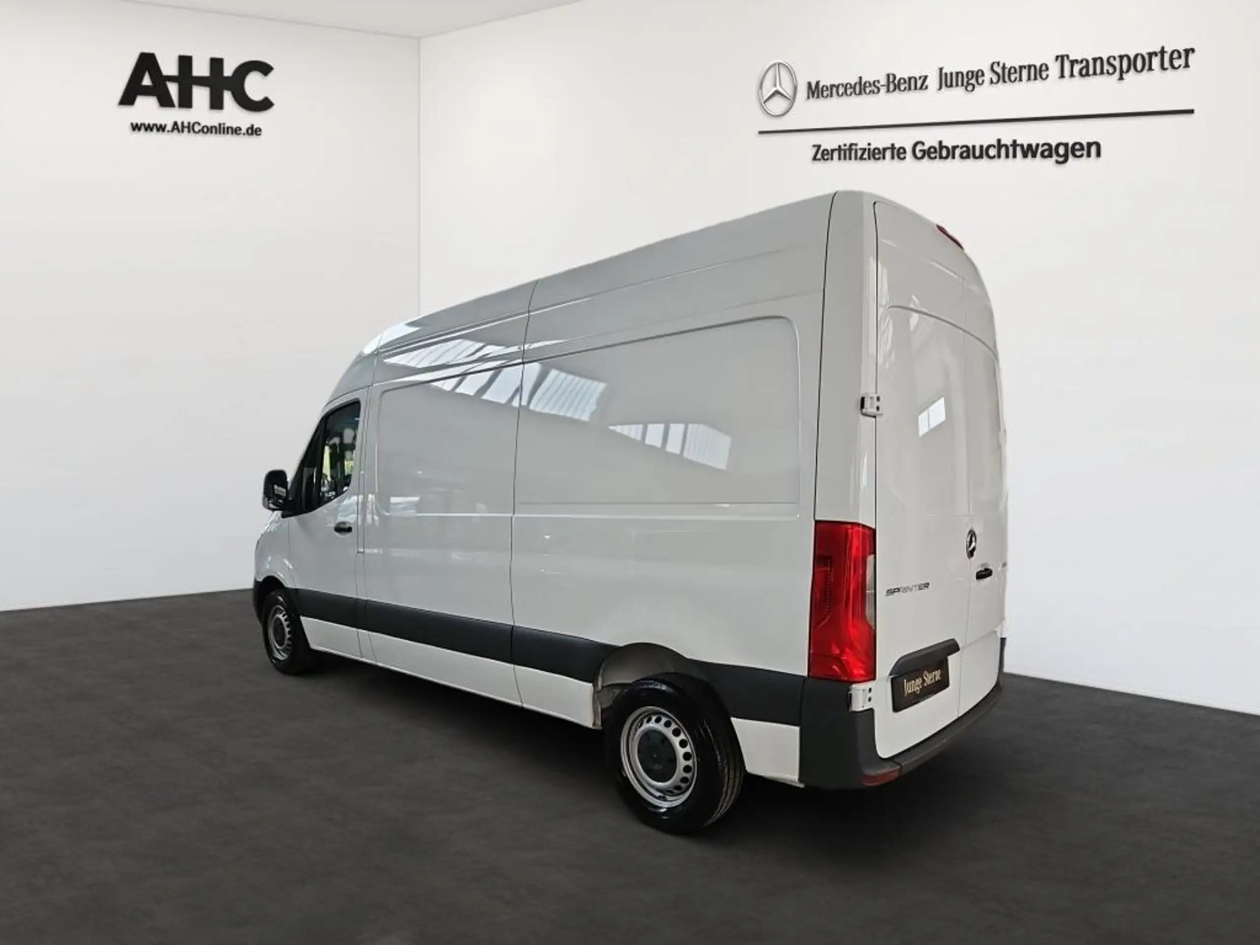 Mercedes-Benz - Sprinter