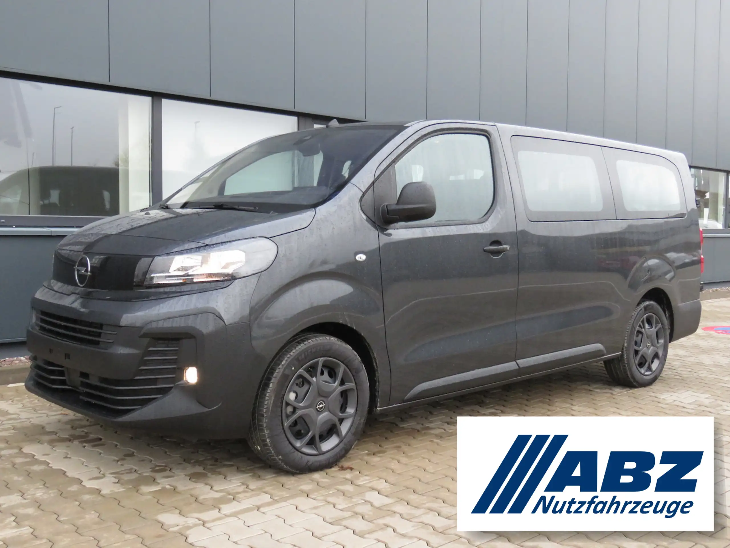 Opel Vivaro 2024