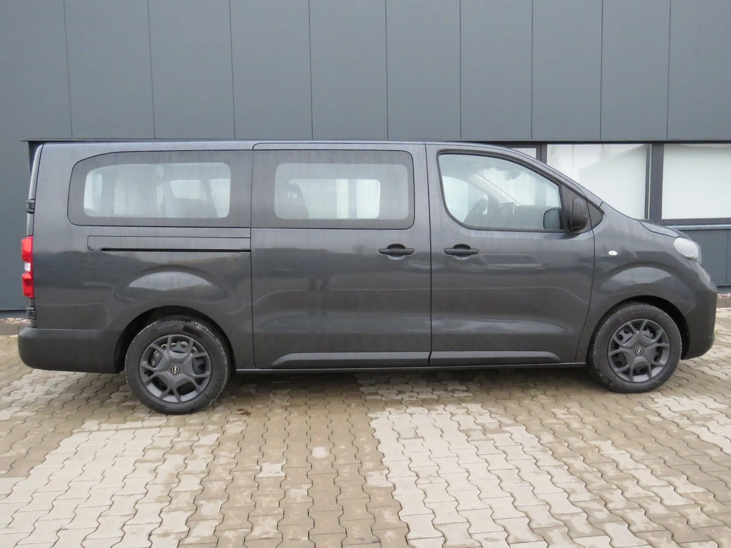 Opel - Vivaro