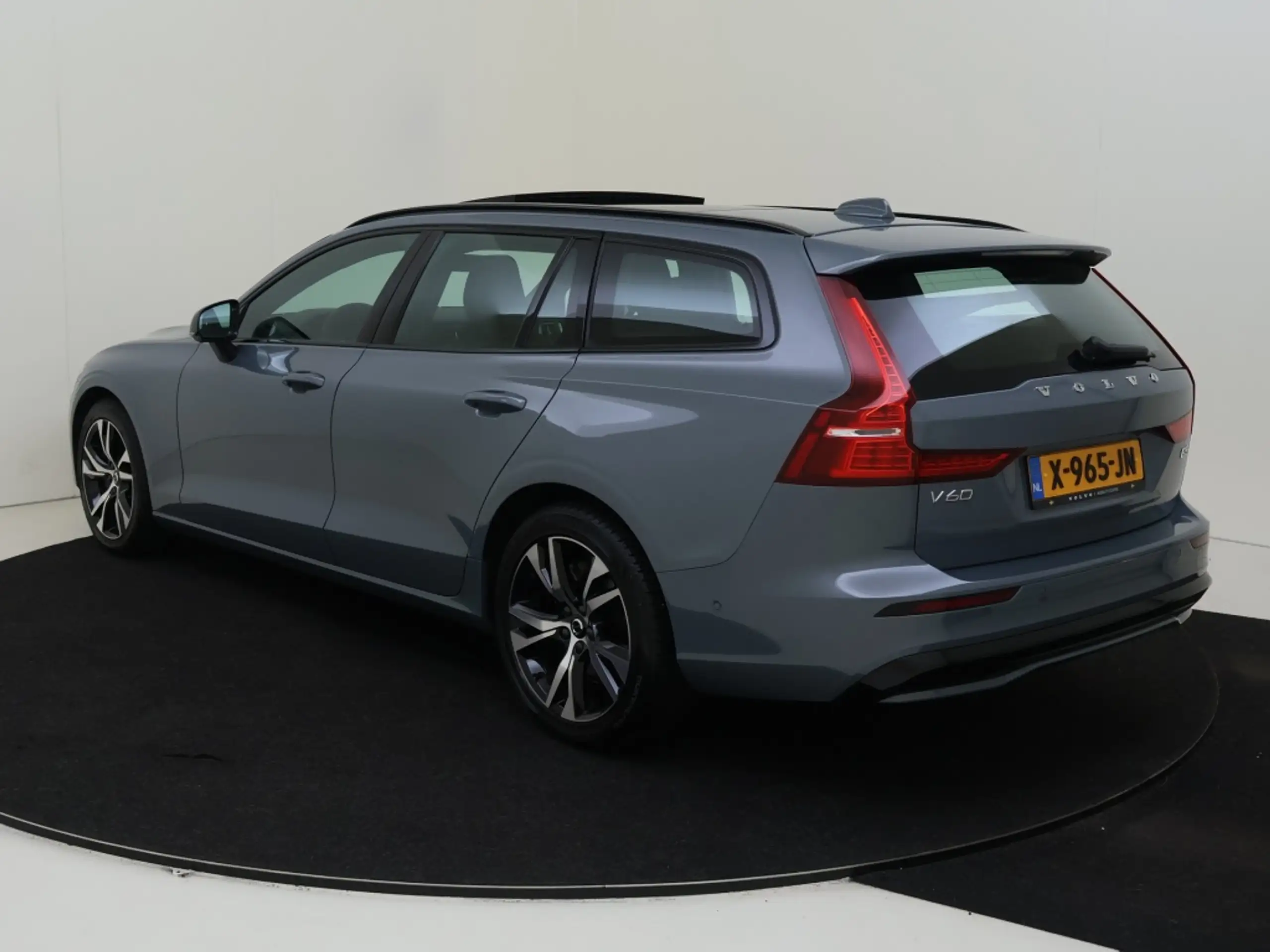 Volvo - V60