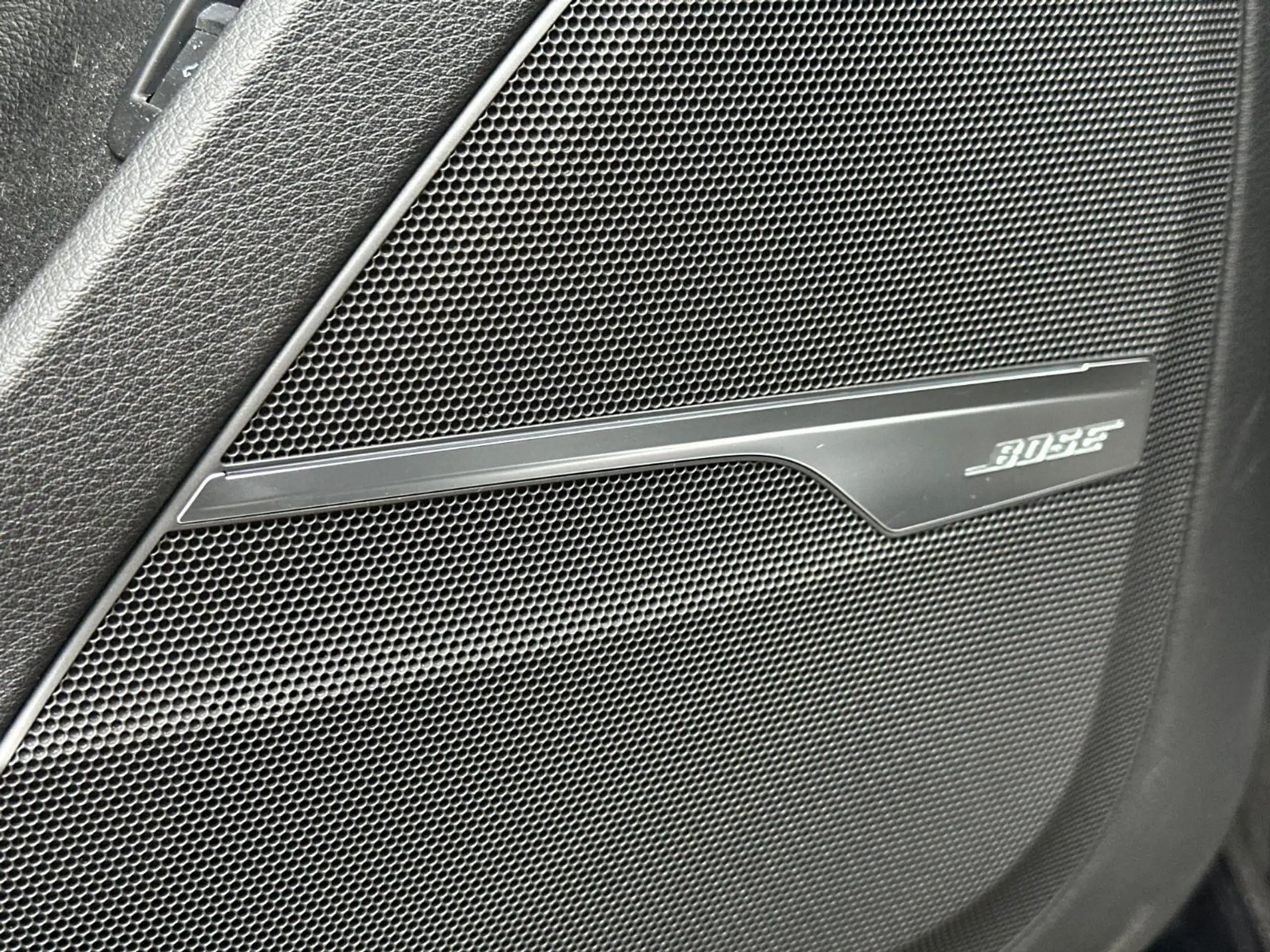 Audi - SQ7