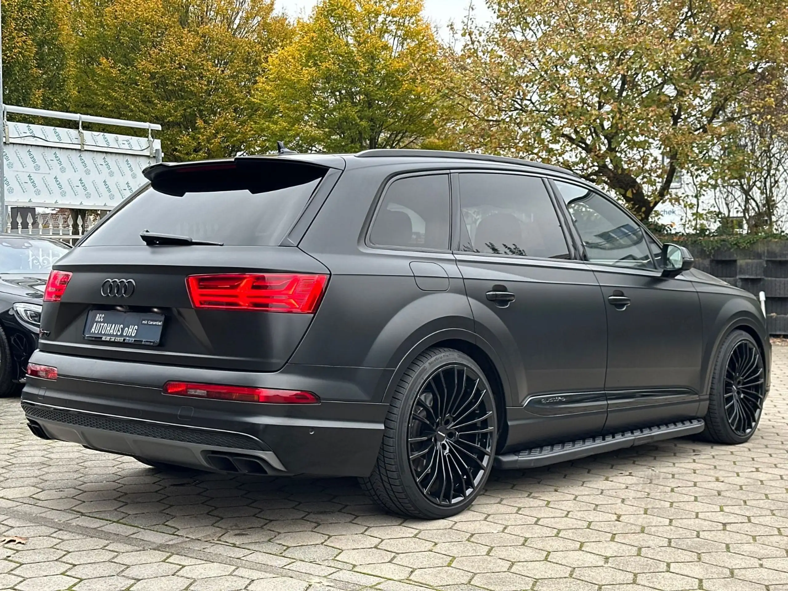 Audi - SQ7