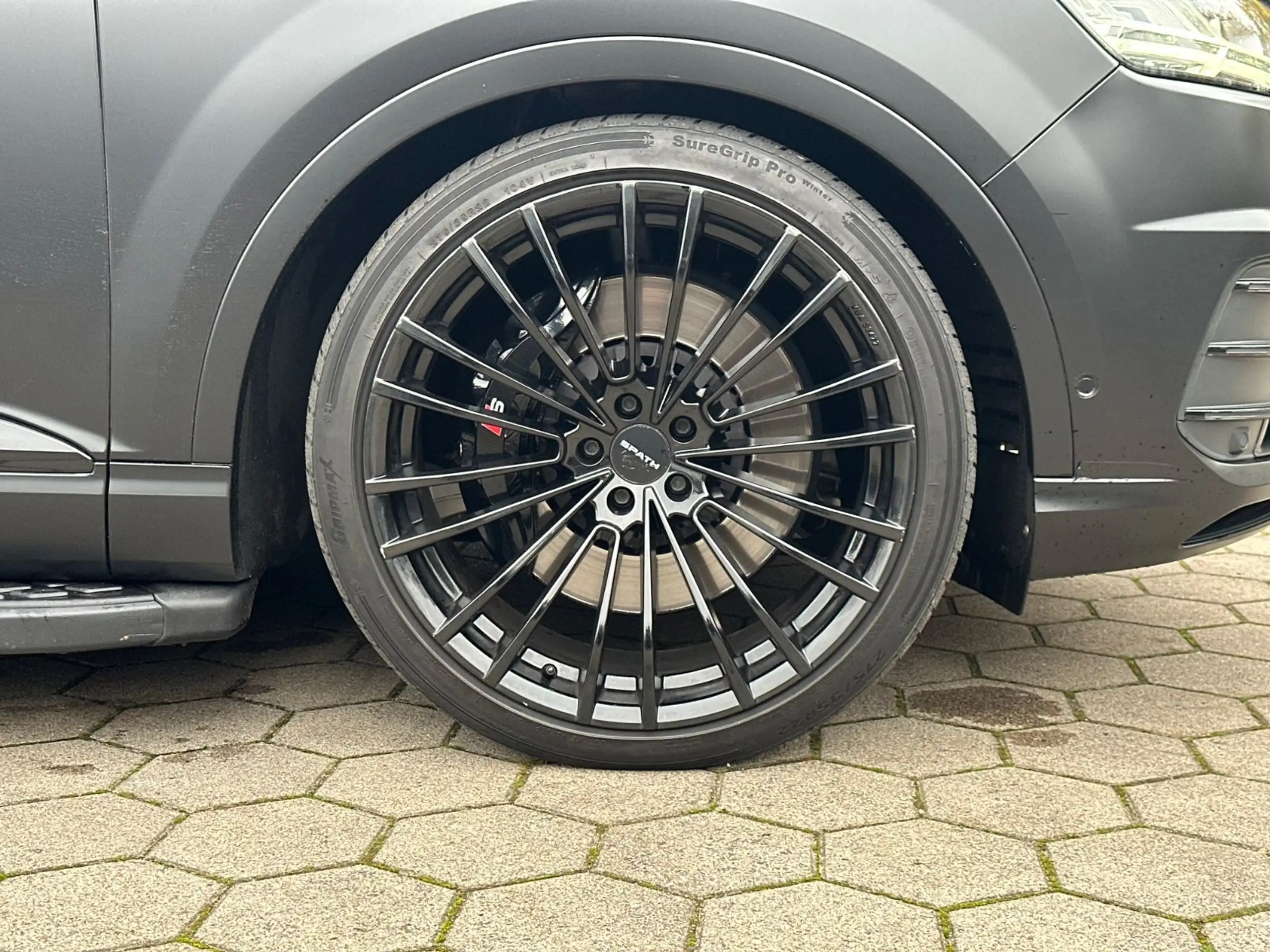 Audi - SQ7