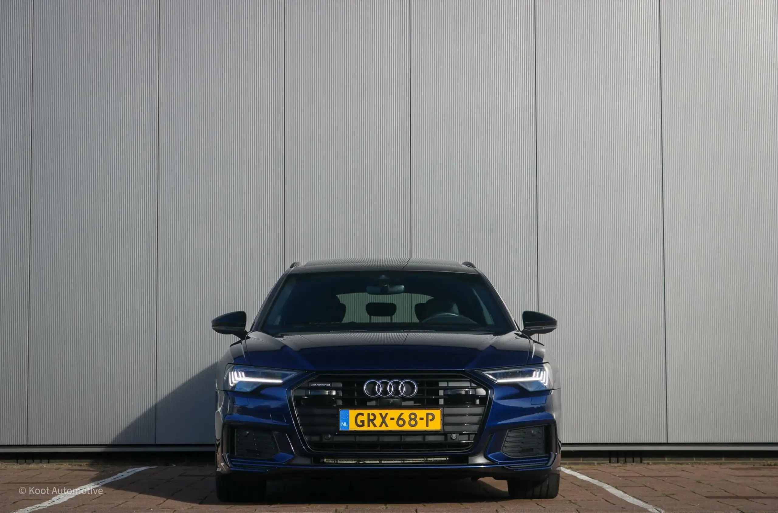 Audi - A6