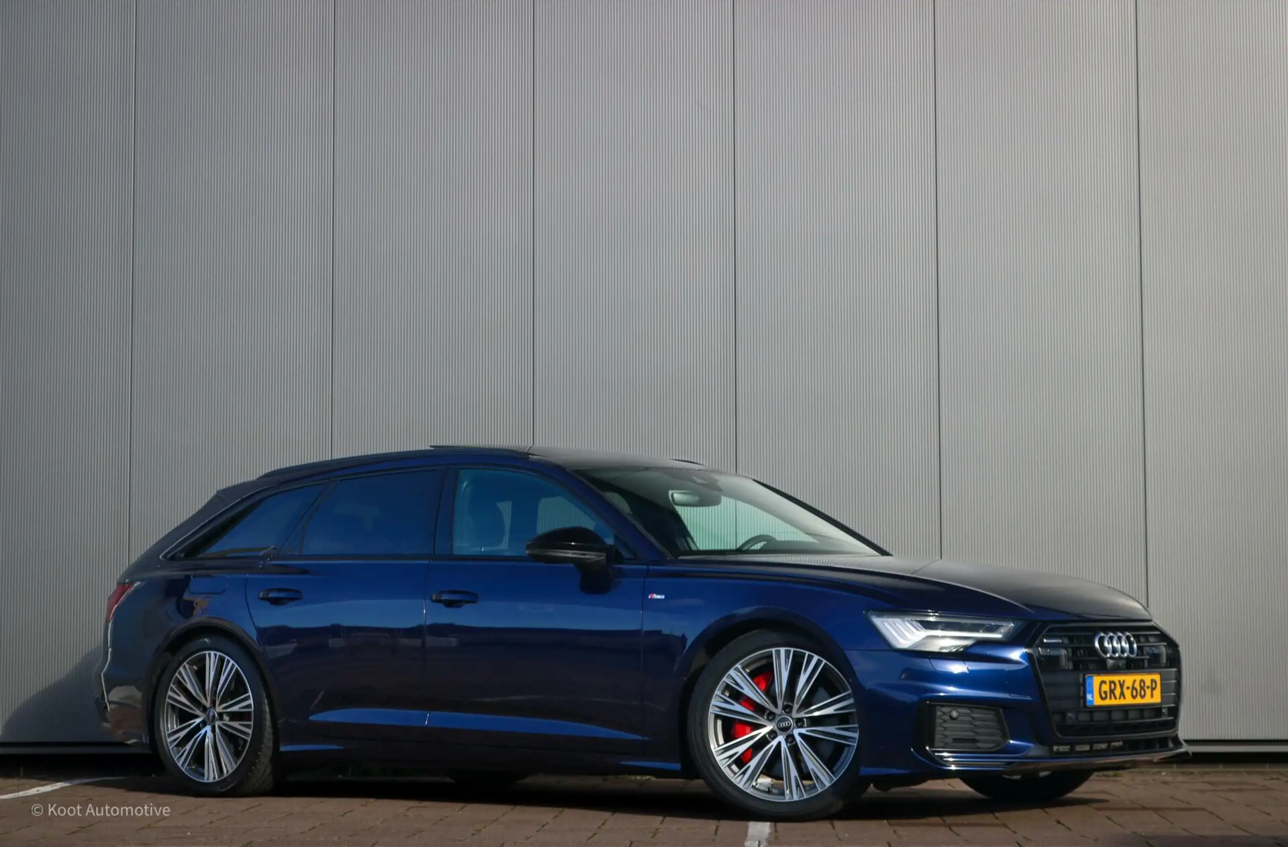 Audi - A6