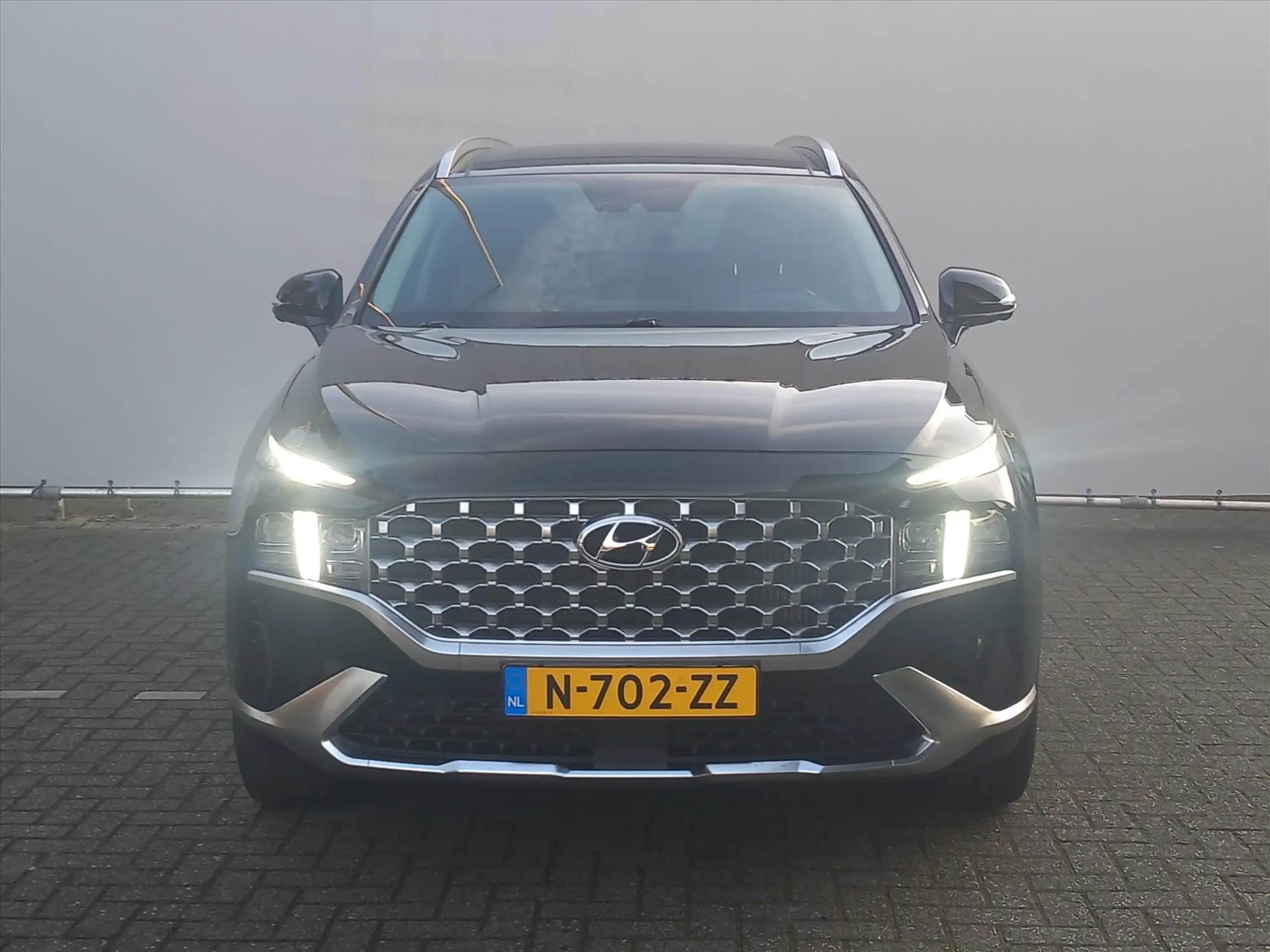 Hyundai - SANTA FE