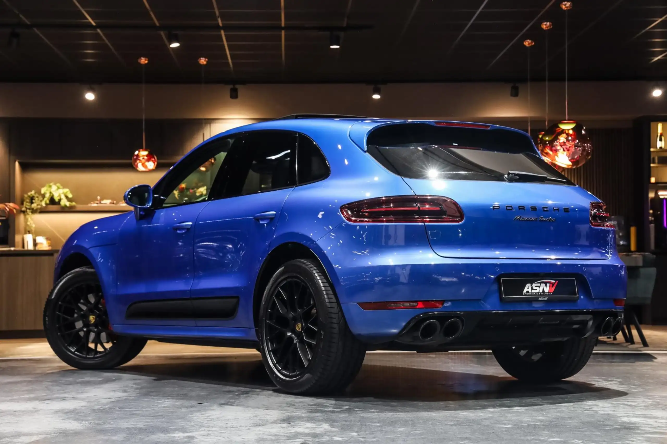 Porsche - Macan