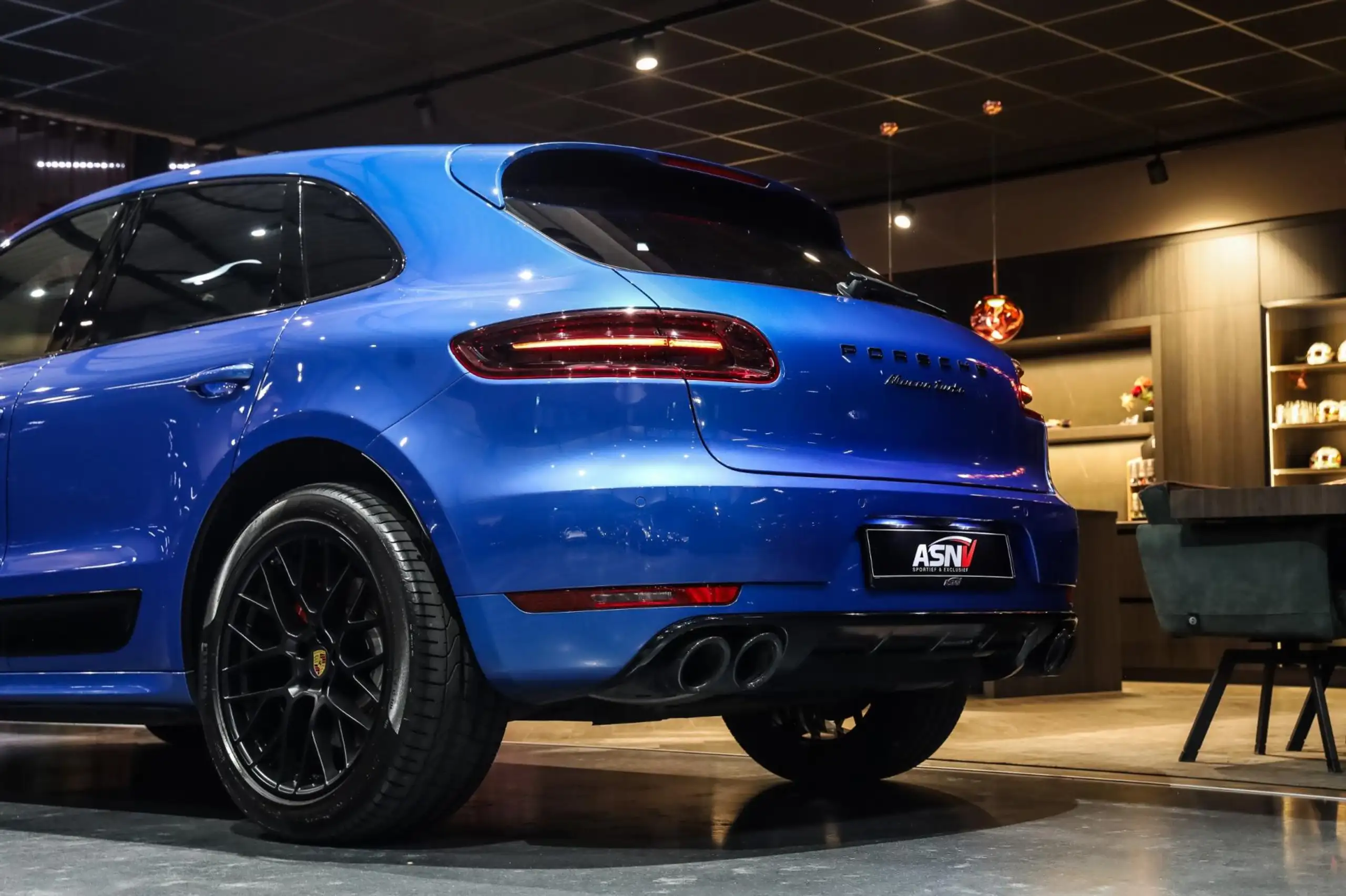 Porsche - Macan