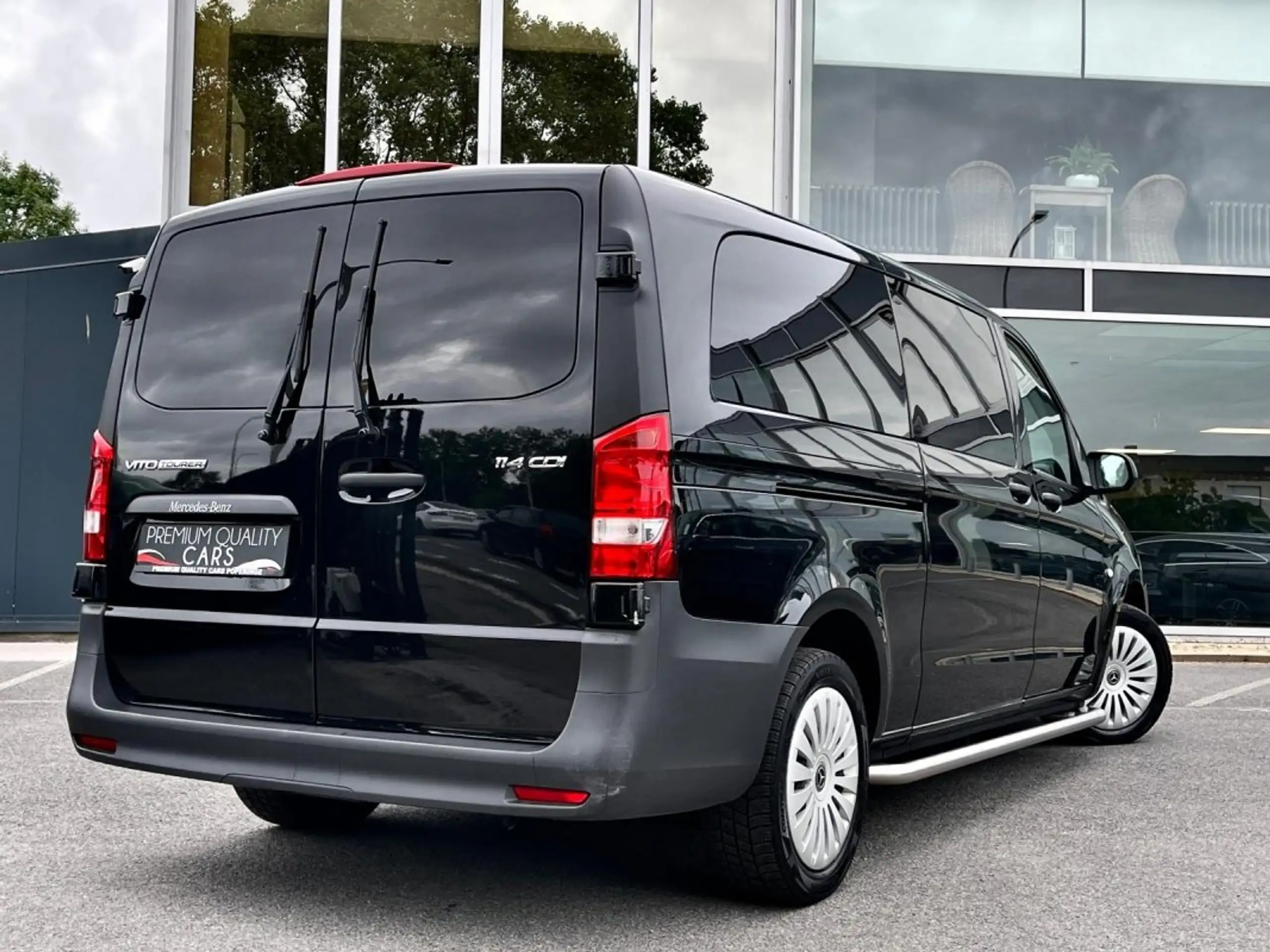 Mercedes-Benz - Vito