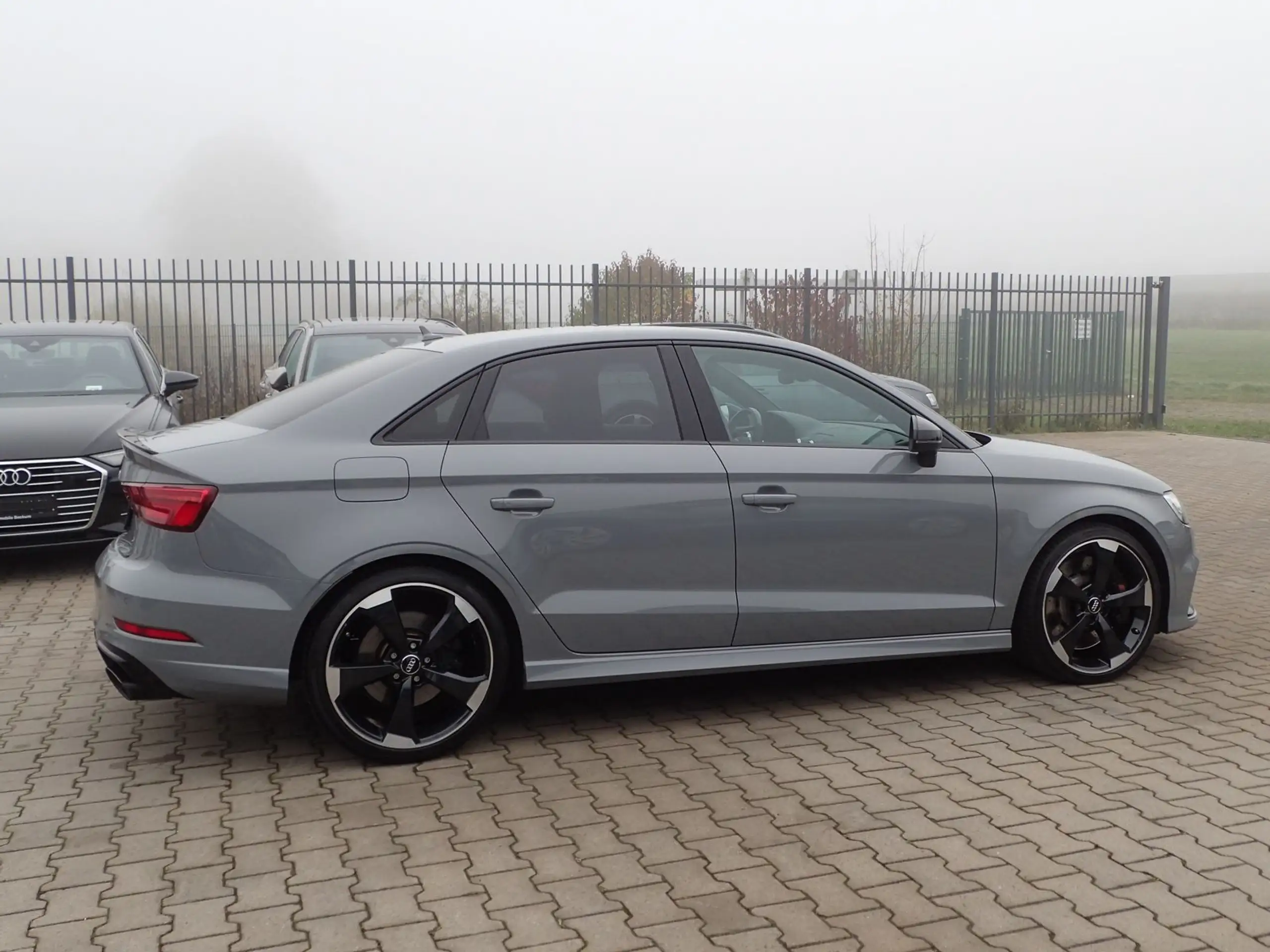 Audi - RS3