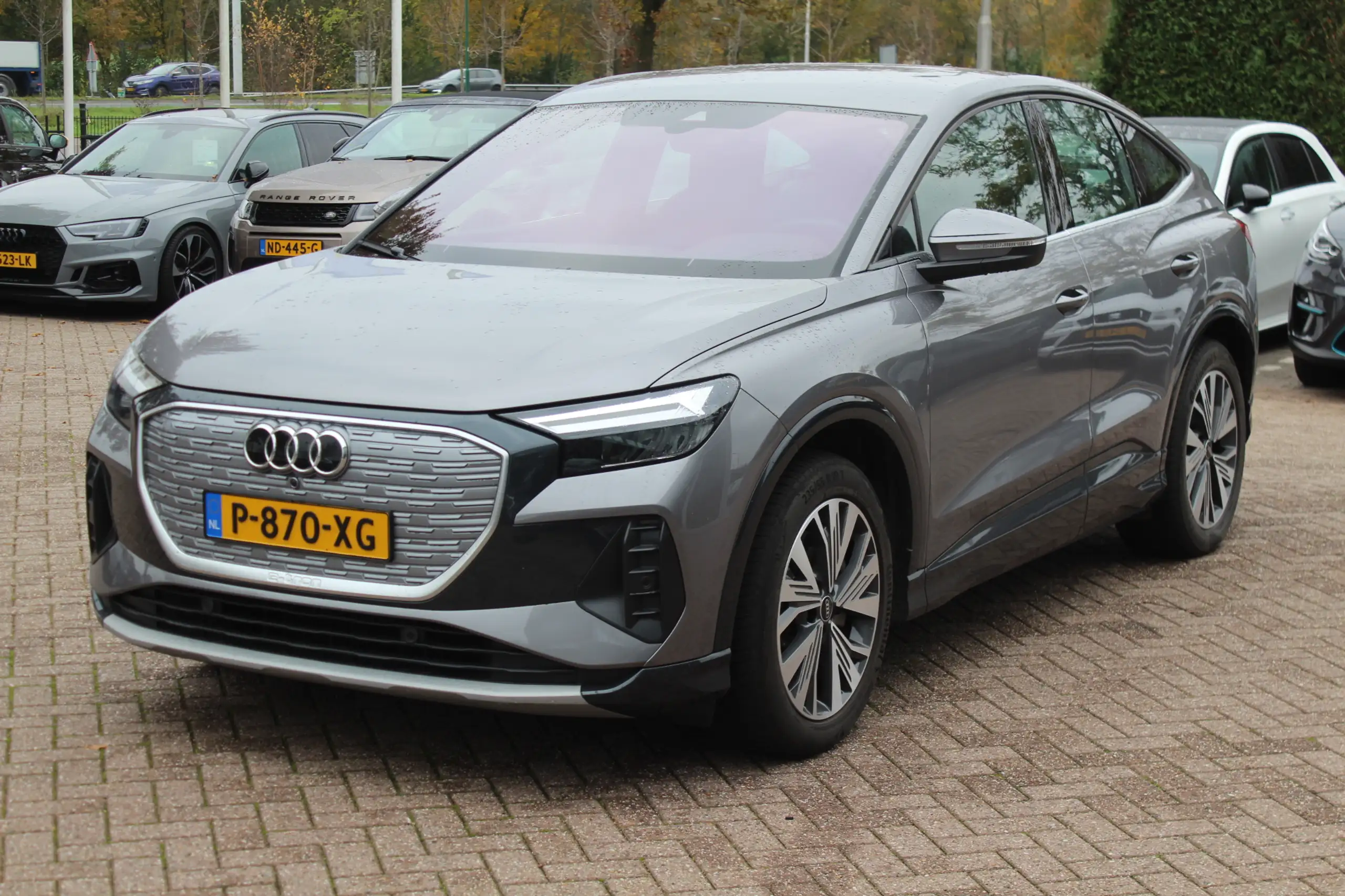 Audi - Q4 e-tron