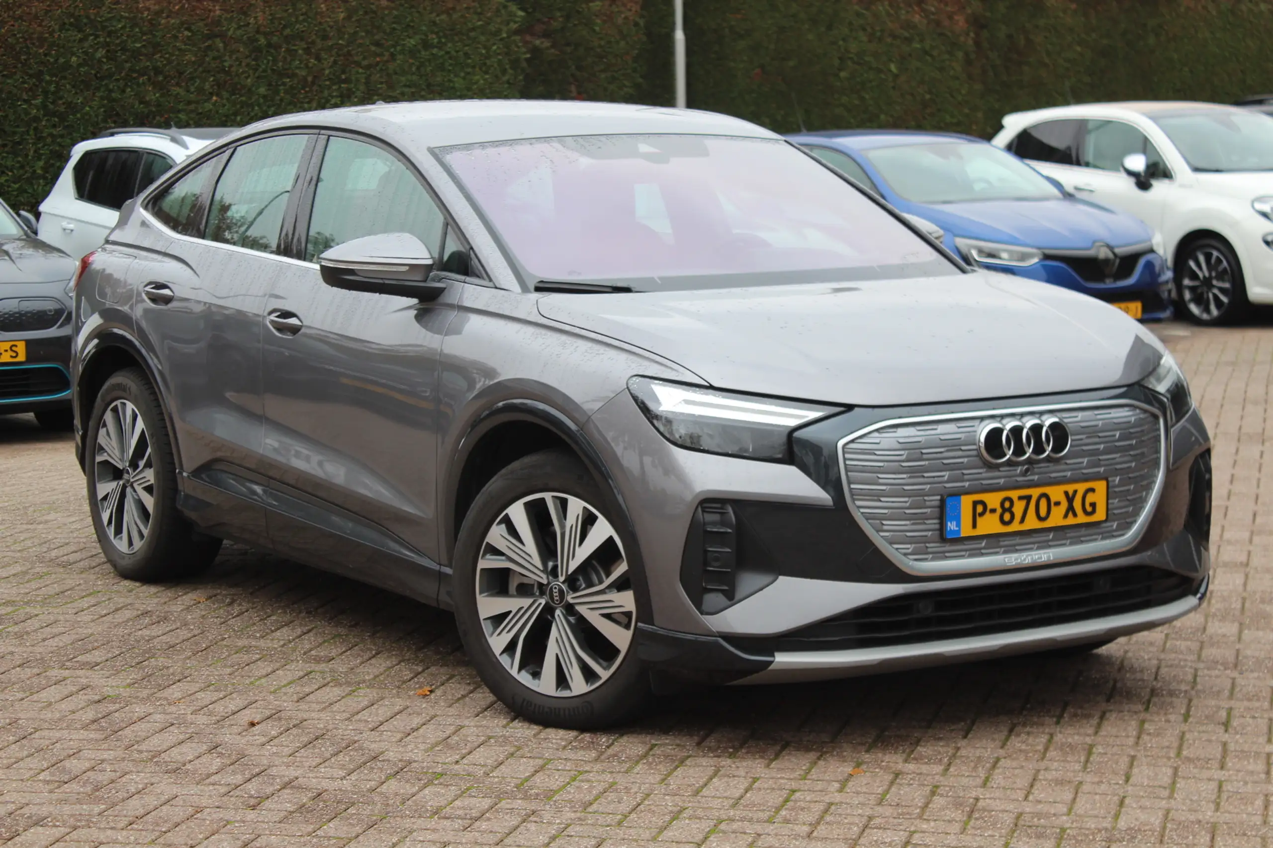 Audi - Q4 e-tron