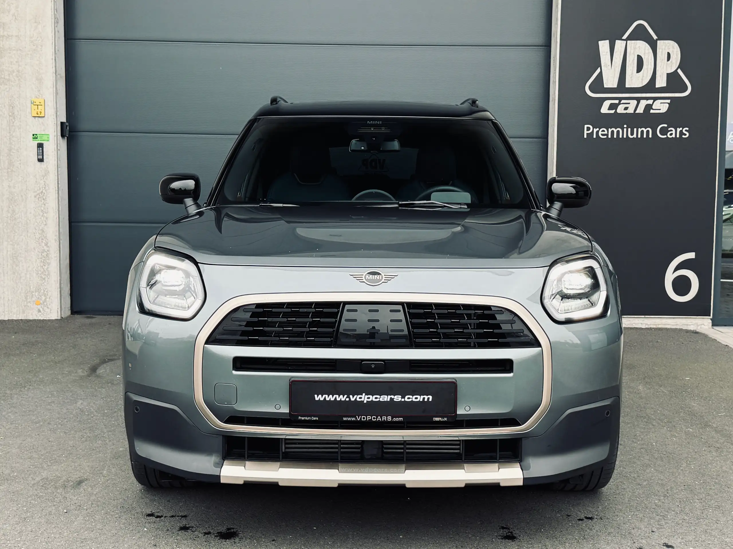 MINI - Countryman C